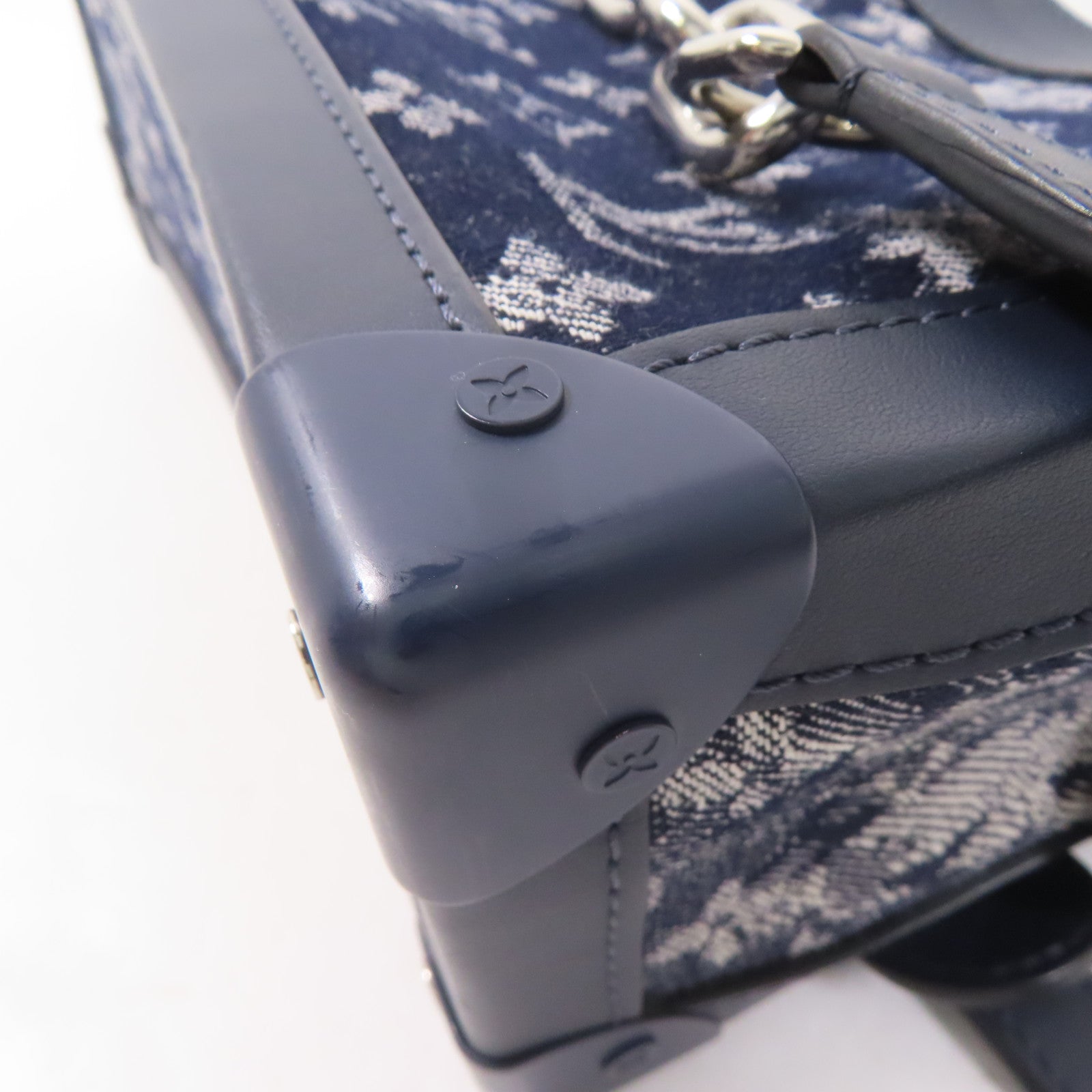 LOUIS VUITTON Monogram Tapestr Soft Trunk銀扣肩背袋藍色