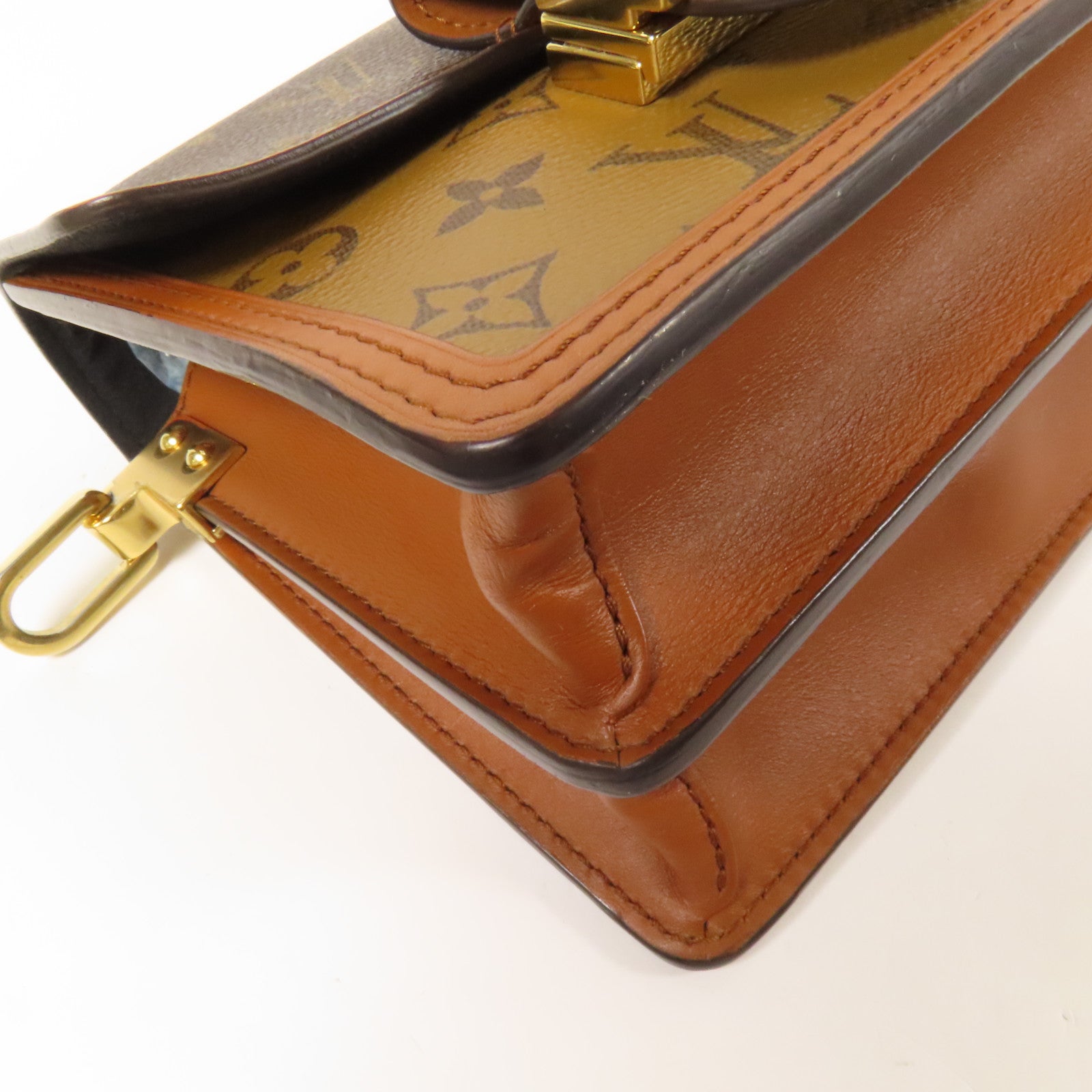 LOUIS VUITTON Monogram Reverse Mini Dauphine金扣肩背袋