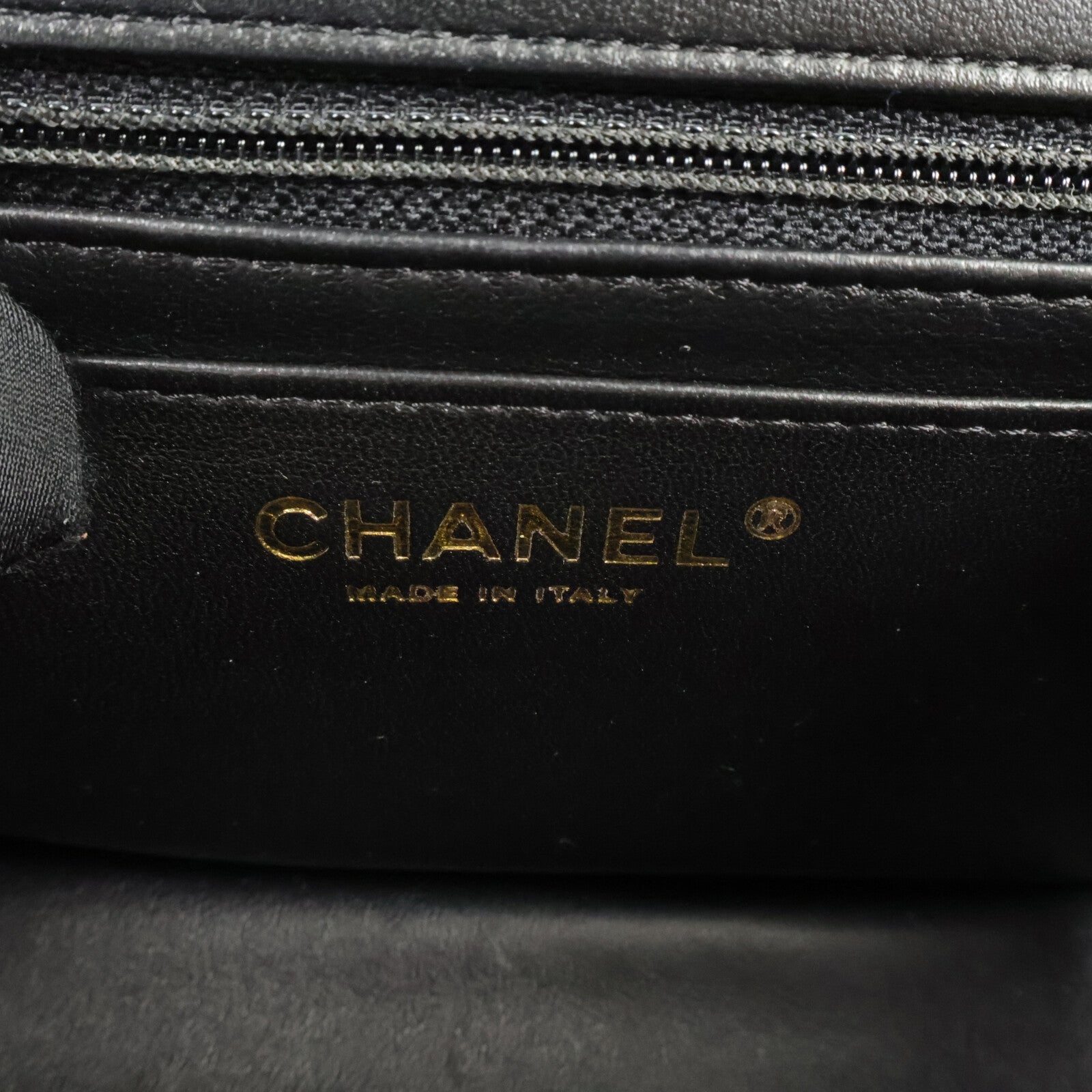 CHANEL 羊皮皮革Mini Classic 17鏈帶肩背袋
