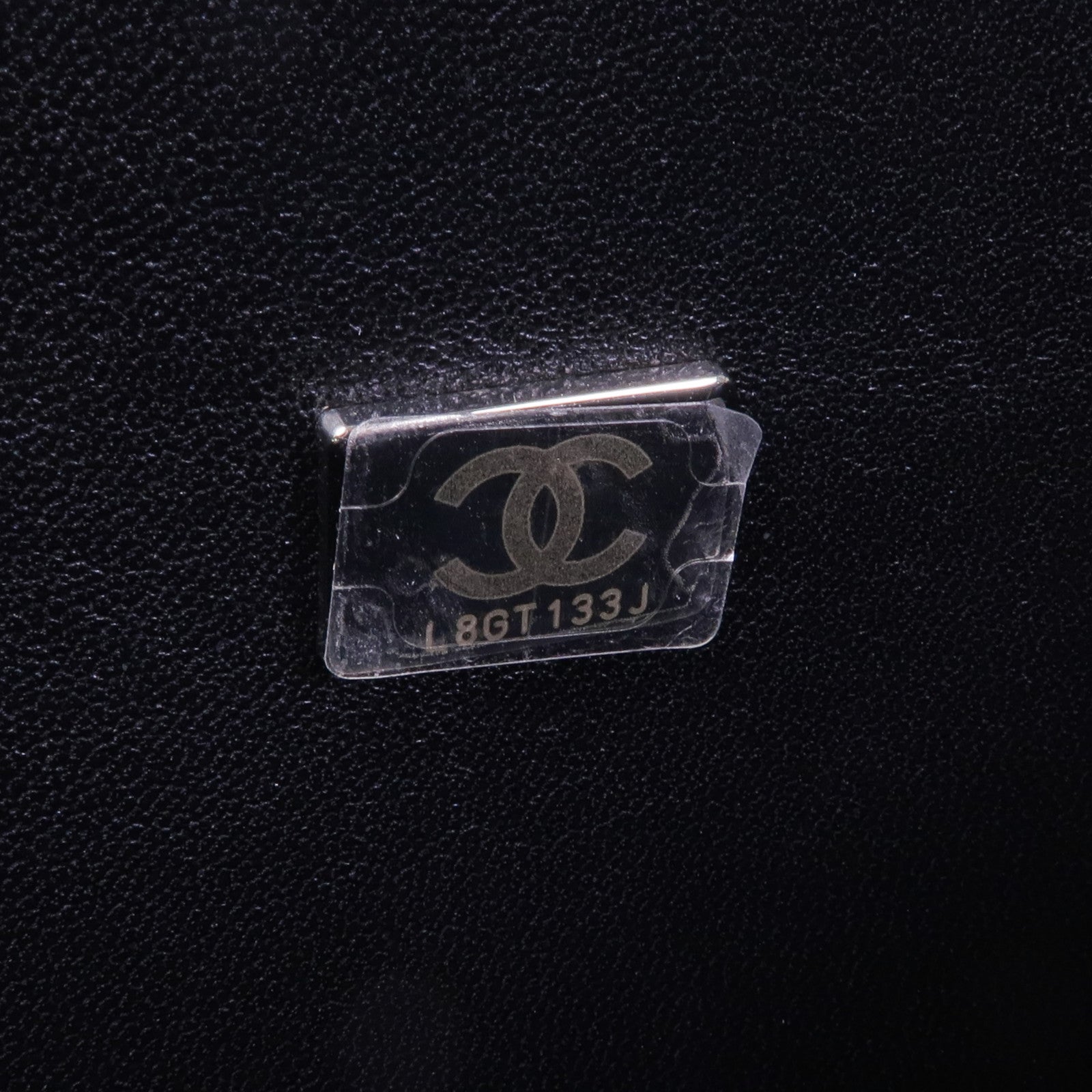 CHANEL 牛皮皮革Boy 25銀扣鏈帶肩背袋