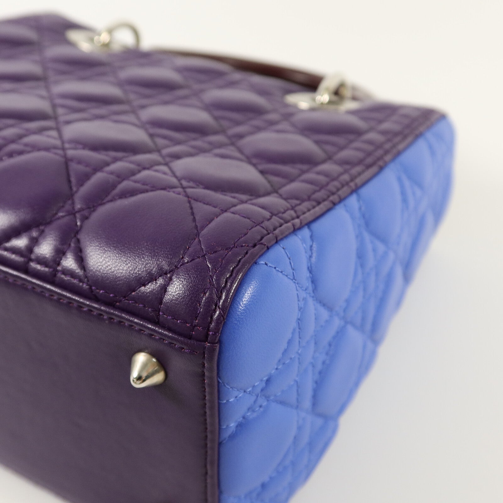 Dior 羊皮皮革Lady Dior Medium手挽肩背兩用袋