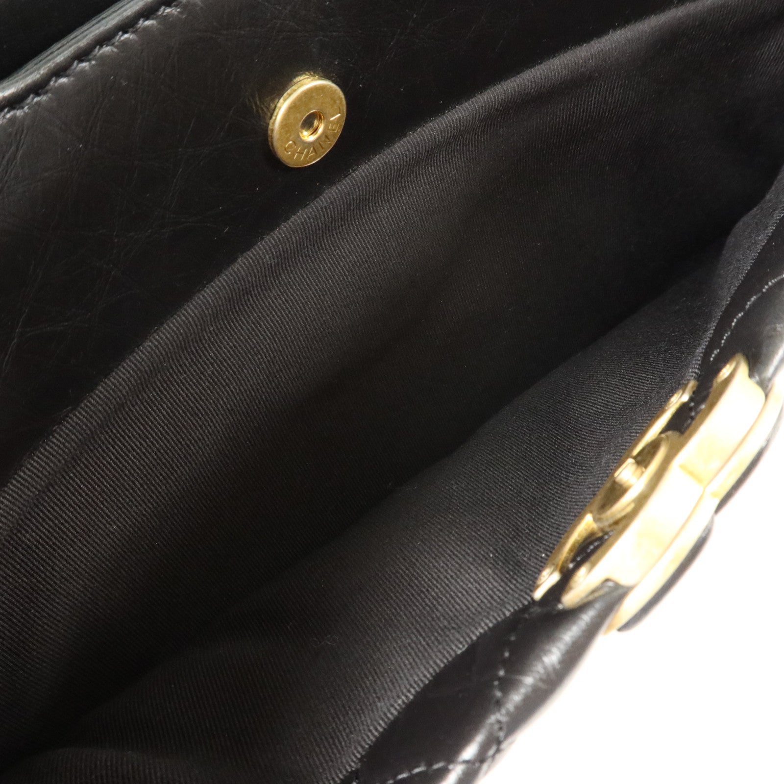 CHANEL 羊皮皮革Graphic Catch金扣鏈帶肩背袋