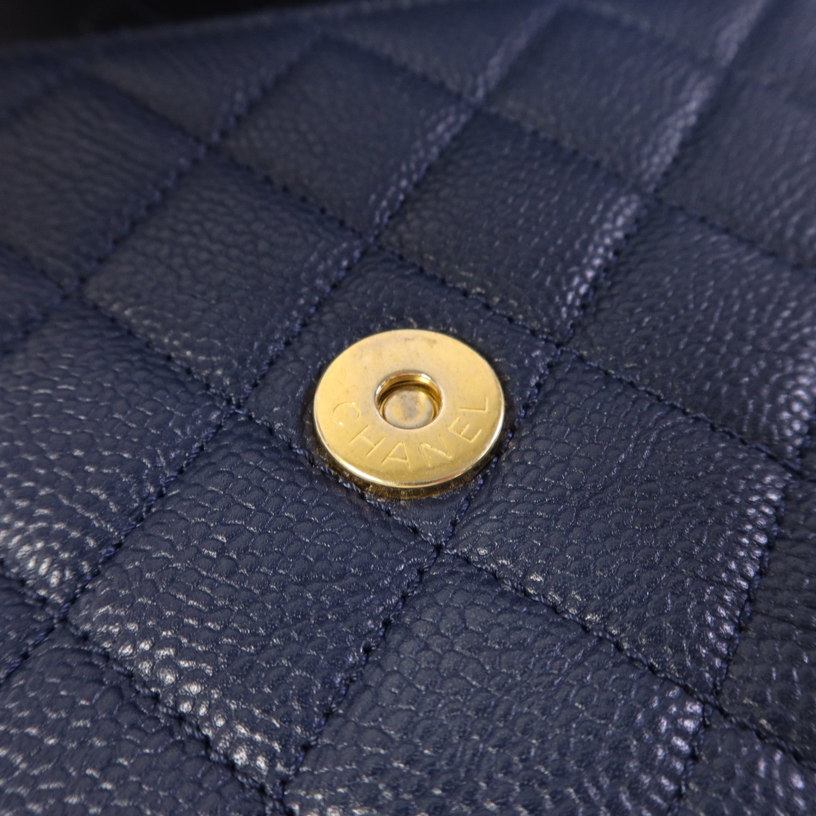 CHANEL 牛皮皮革Chain Shoulder Bag金扣鏈帶肩背袋