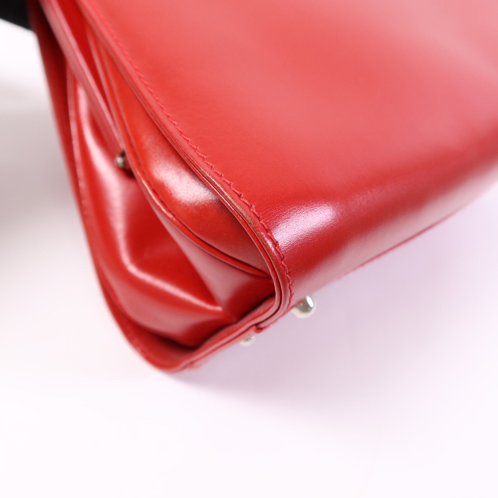 GUCCI 牛皮皮革Vintage Hand Bag銀扣手挽袋