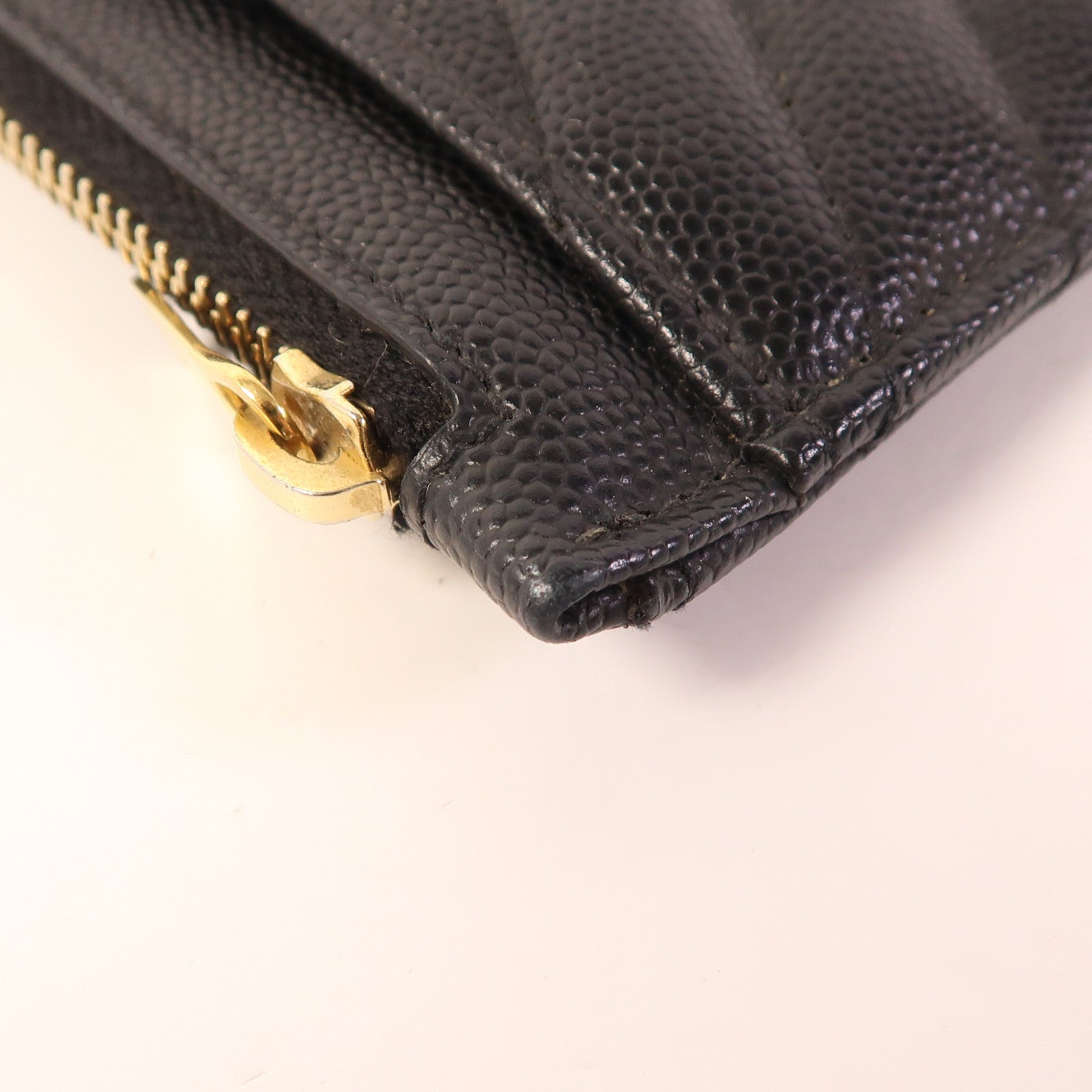 YVES SAINT LAURENT 牛皮皮革Pouch金扣手拿包