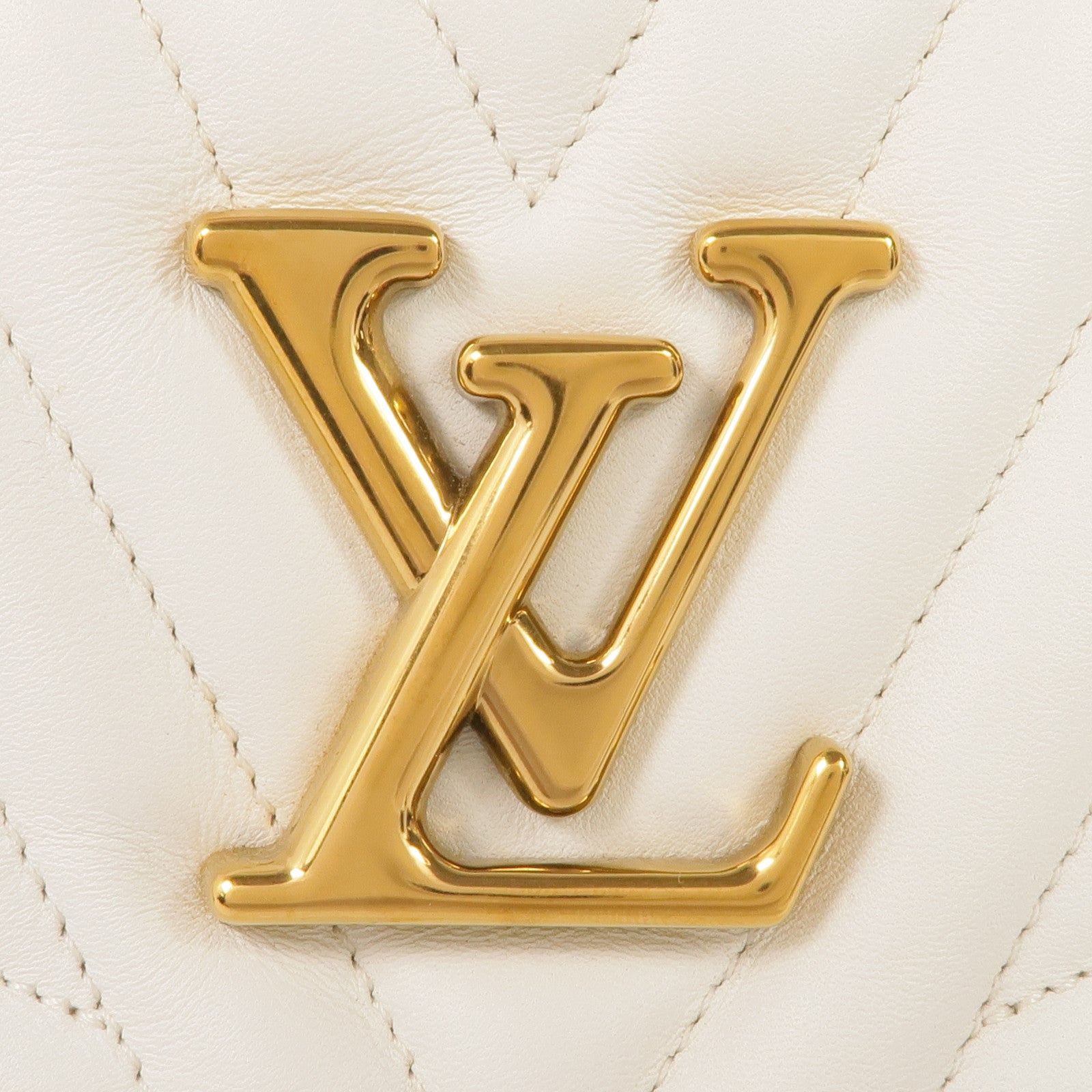 LOUIS VUITTON 牛皮皮革New Wave Bum Bag金扣腰包