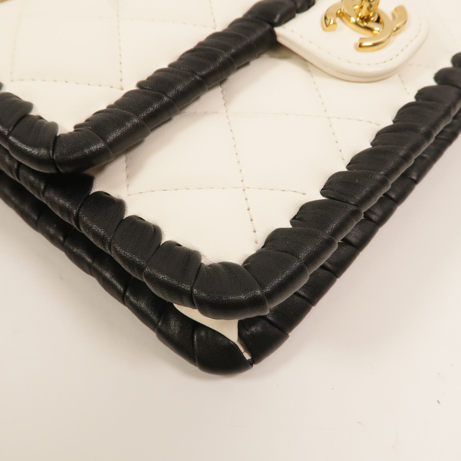 CHANEL 羊皮皮革Wallet On Chain鏈帶肩背袋