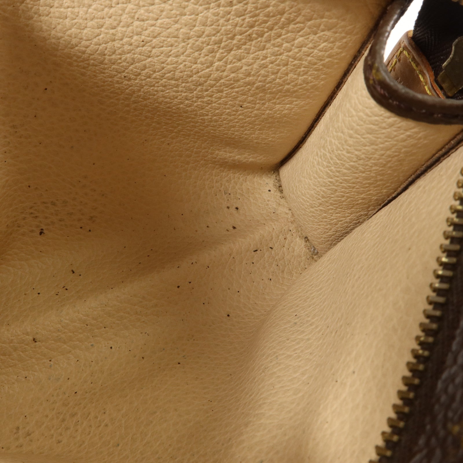 LOUIS VUITTON Monogram Toiletry Pouch 15小袋
