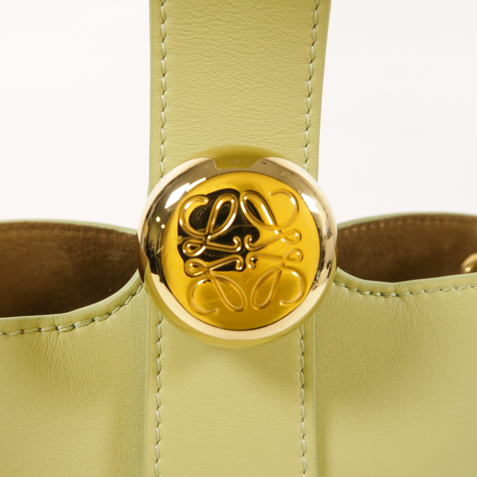 LOEWE 牛皮皮革Pebble Bucket Mini金扣手挽肩背兩用袋