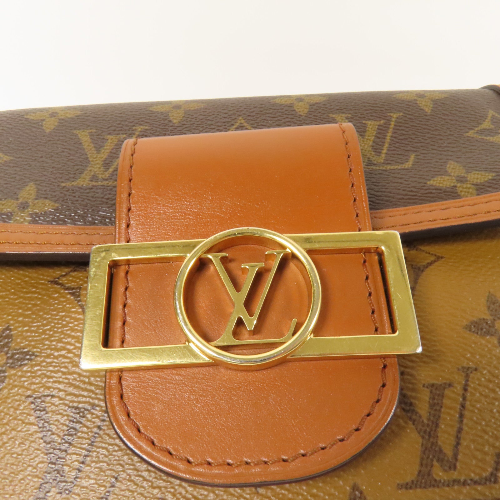 LOUIS VUITTON Monogram Reverse Mini Dauphine金扣肩背袋