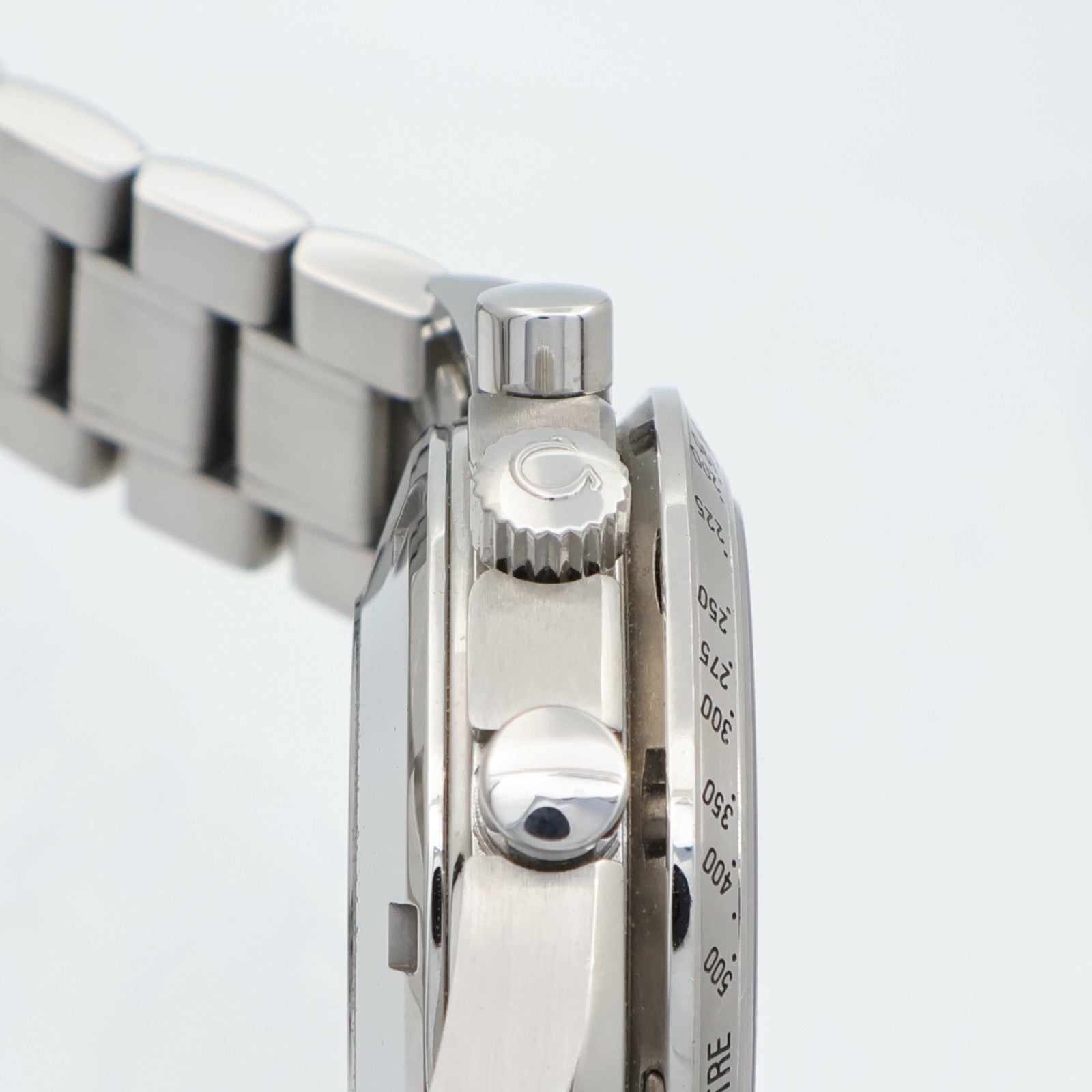 OMEGA Speedmaster Date 3211.30