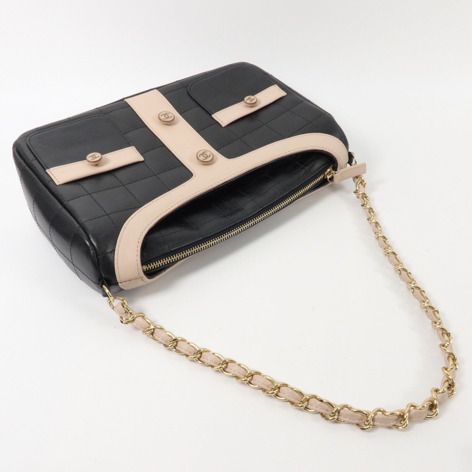 CHANEL 牛皮皮革Mademoiselle Jacket Bag鏈帶肩背袋