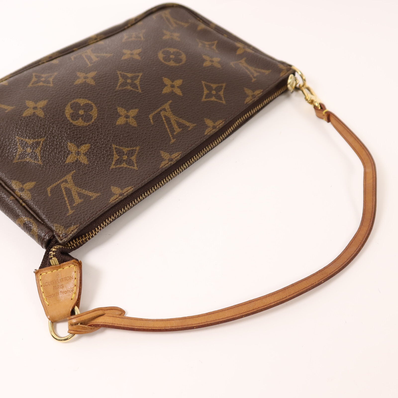 LOUIS VUITTON Monogram Pochette Accessoires金扣手挽袋