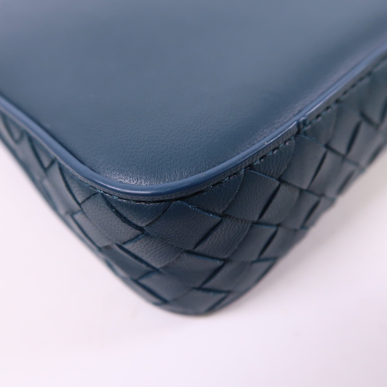 BOTTEGA VENETA 牛皮皮革Chain Shoulder鏈帶肩背袋