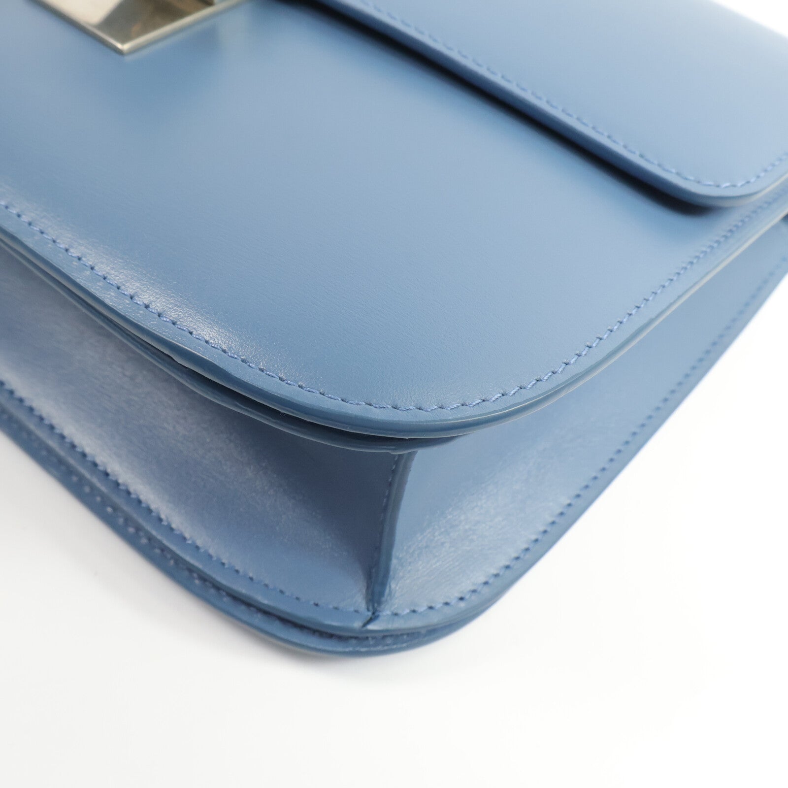 CELINE 牛皮皮革Classic Box medium肩背袋