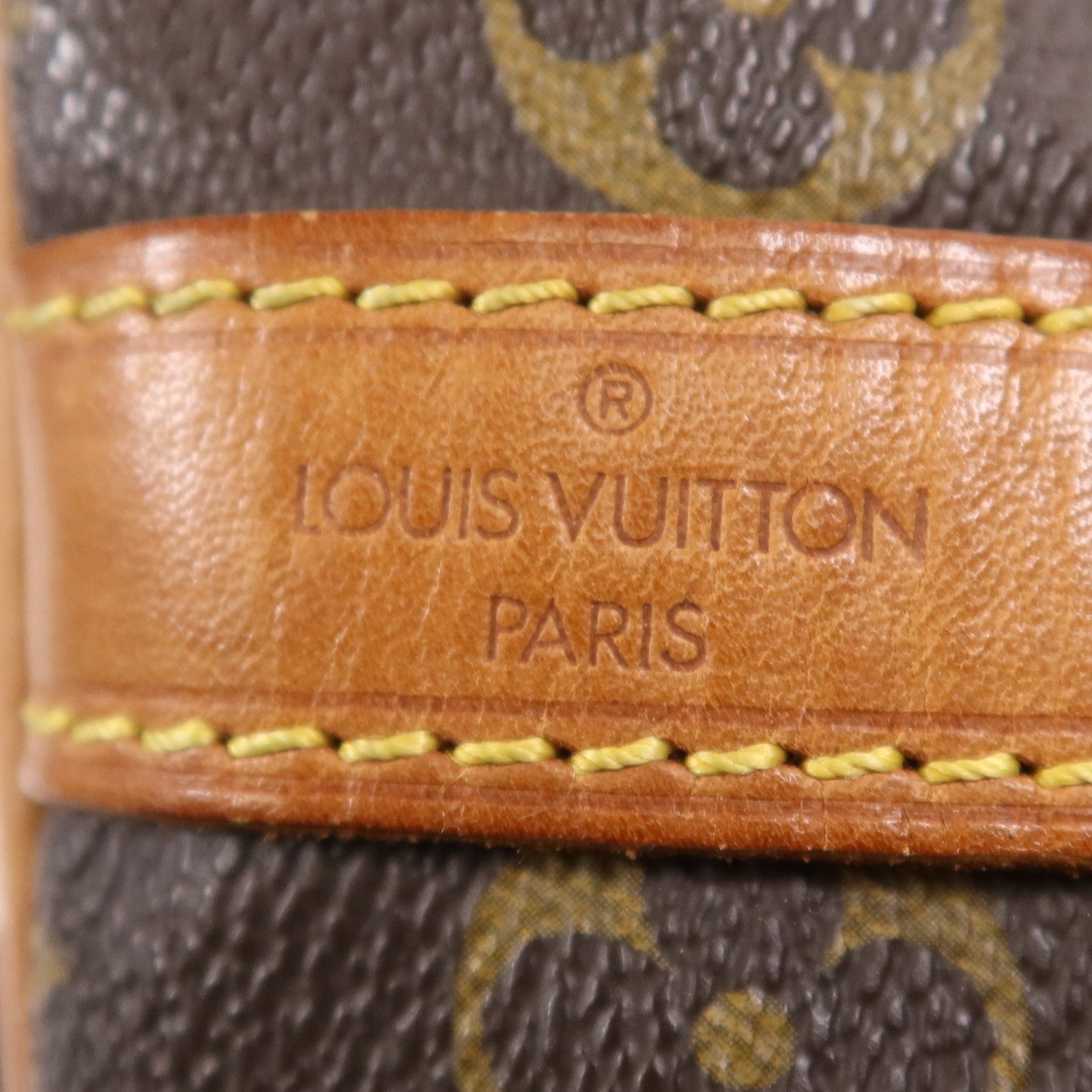 LOUIS VUITTON Monogram Petit Noe金扣肩背袋