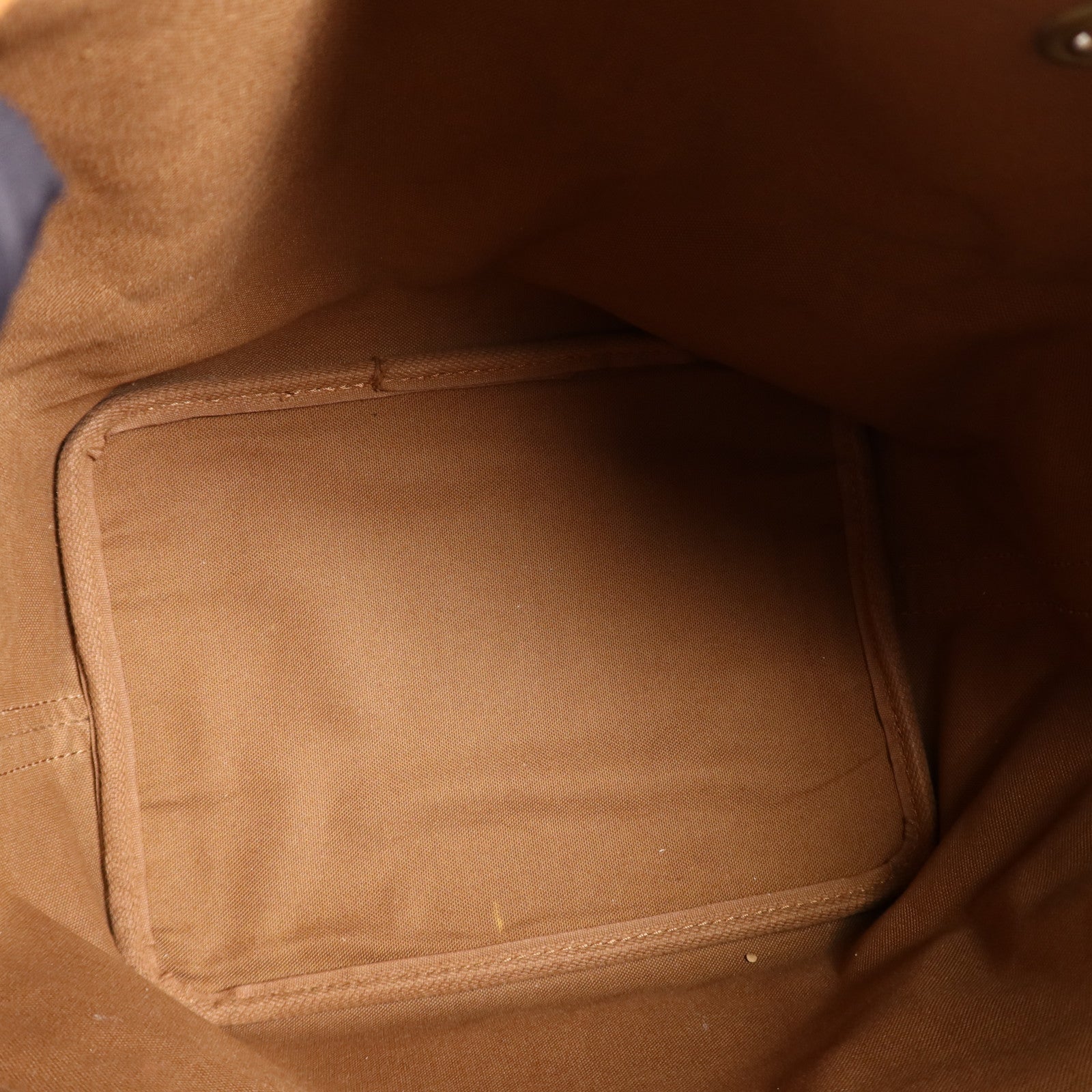 LOUIS VUITTON Monogram Petit Noe金扣肩背袋