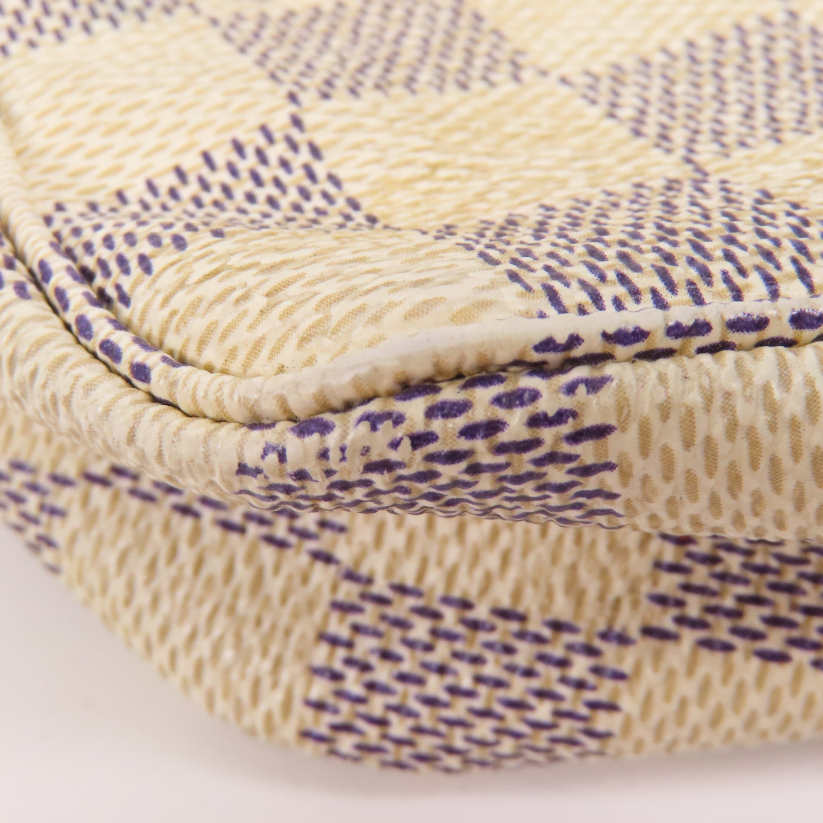 LOUIS VUITTON Damier Azur Pochette Accessories金扣手挽袋