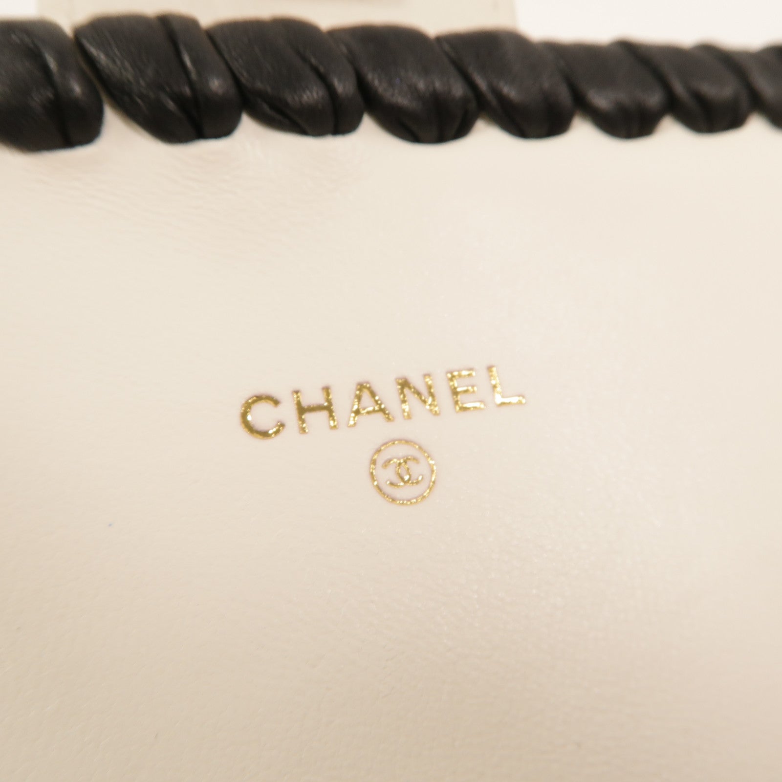 CHANEL 羊皮皮革Wallet On Chain鏈帶肩背袋