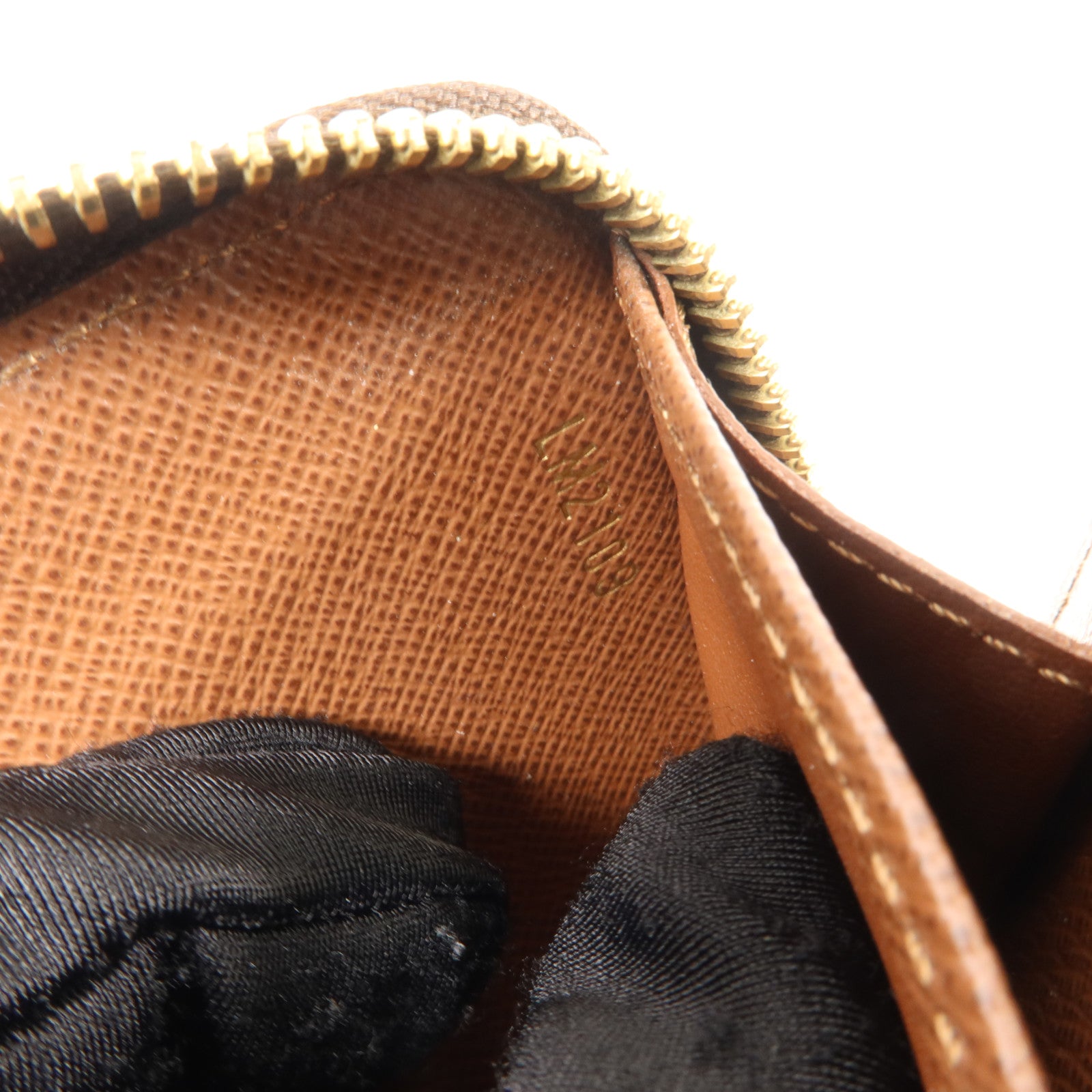 LOUIS VUITTON Monogram Zipper Long Wallet金扣長錢包