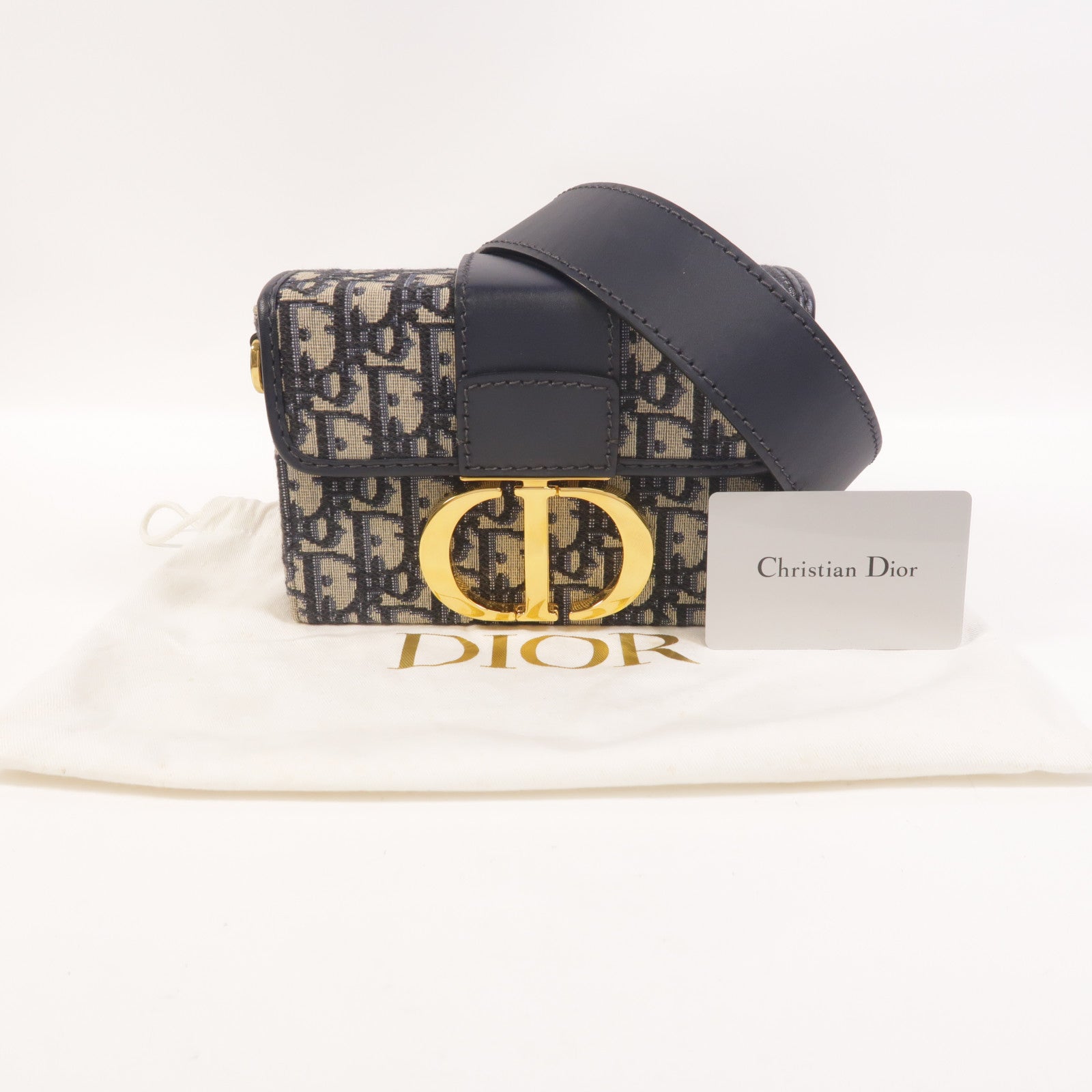 Dior 帆布Montaigne 30肩背袋