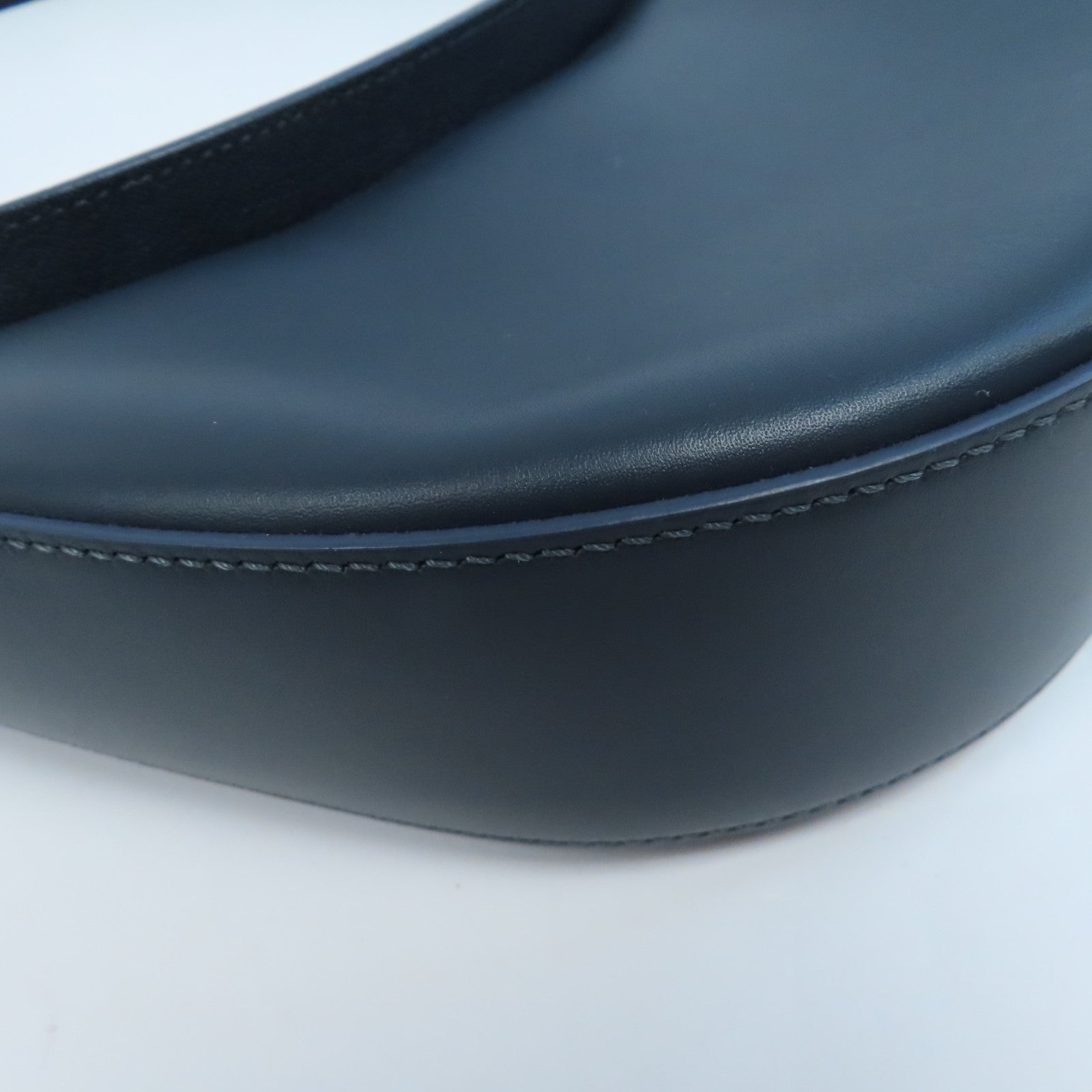 LOEWE 【激減優惠】牛皮皮革Luna金扣肩背袋藍色