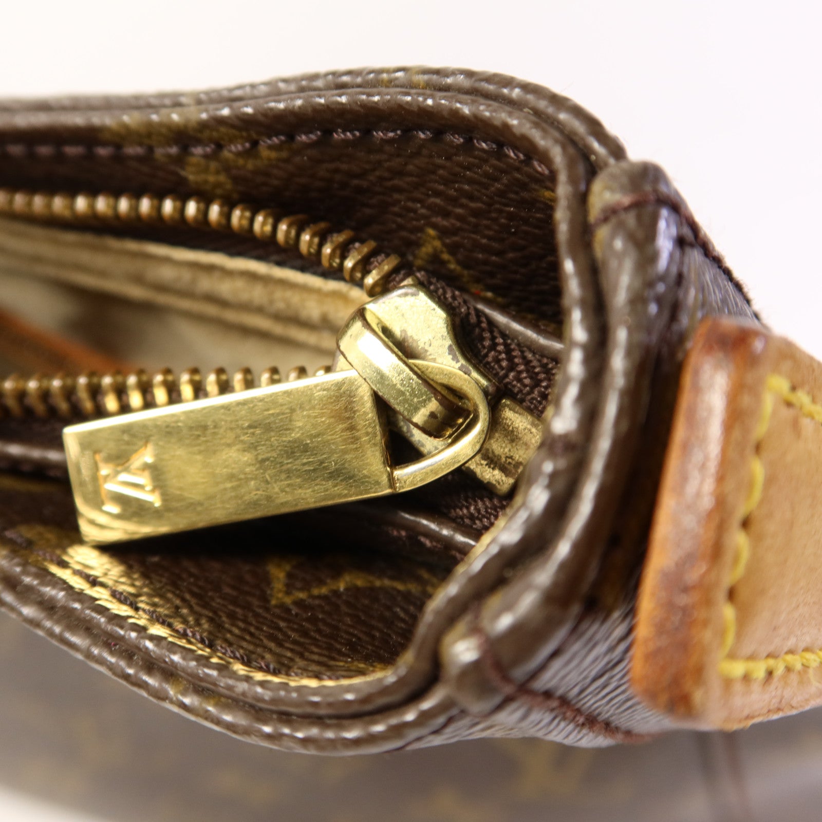 LOUIS VUITTON Monogram Looping GM金扣肩背袋