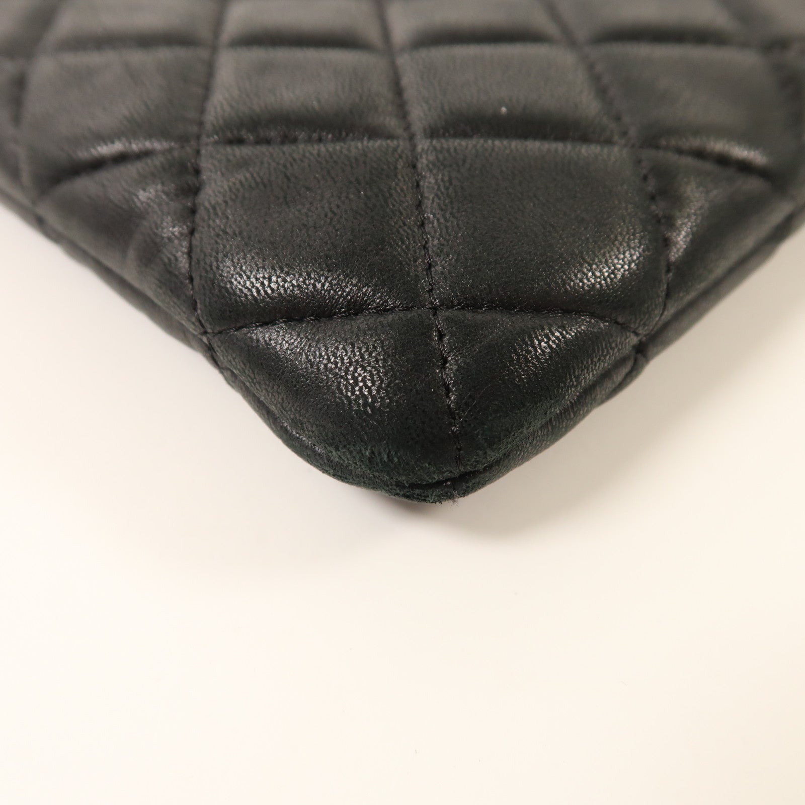 CHANEL 羊皮皮革Clutch Bag金扣手拿包