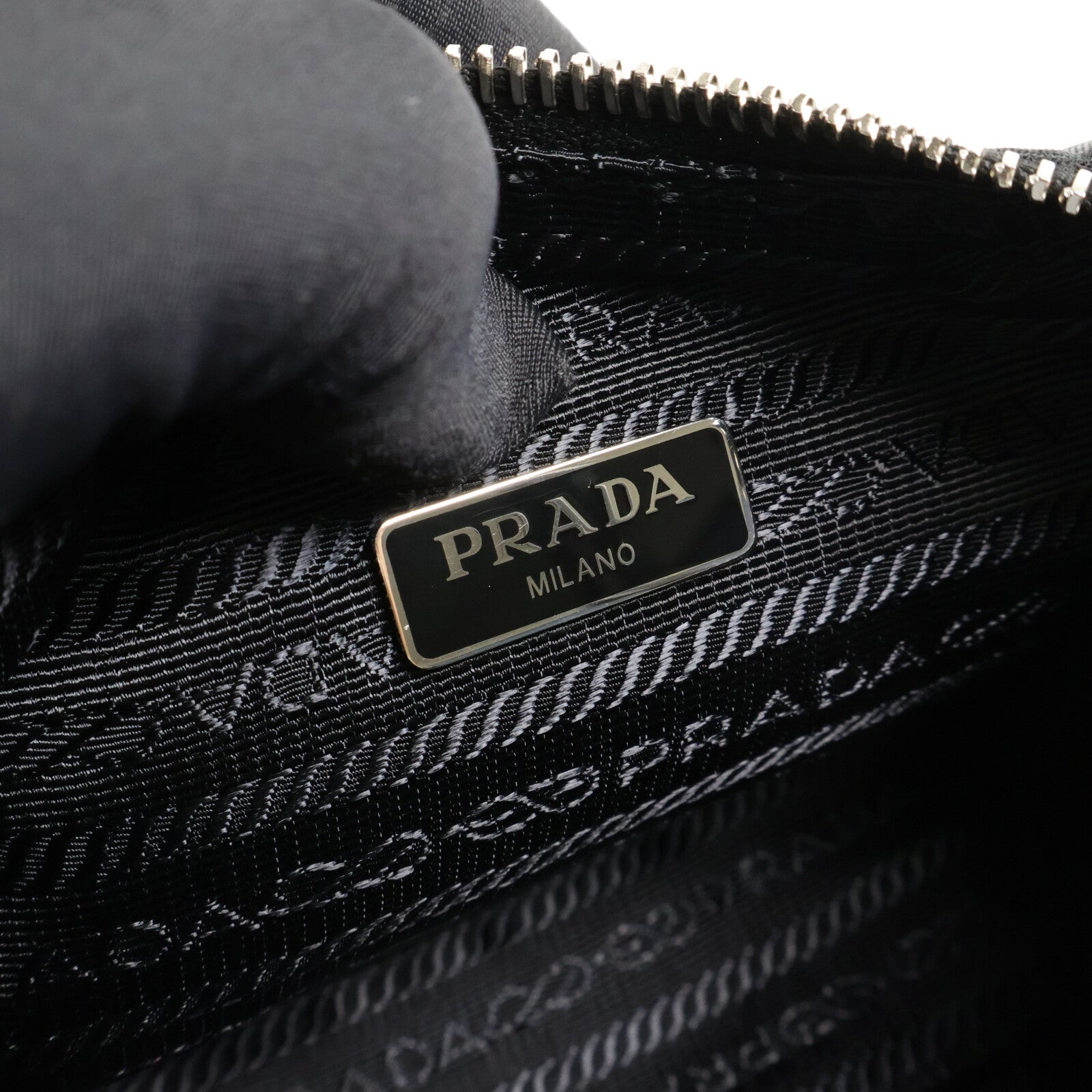 PRADA 尼龍Re-Edition 2005手挽肩背兩用袋
