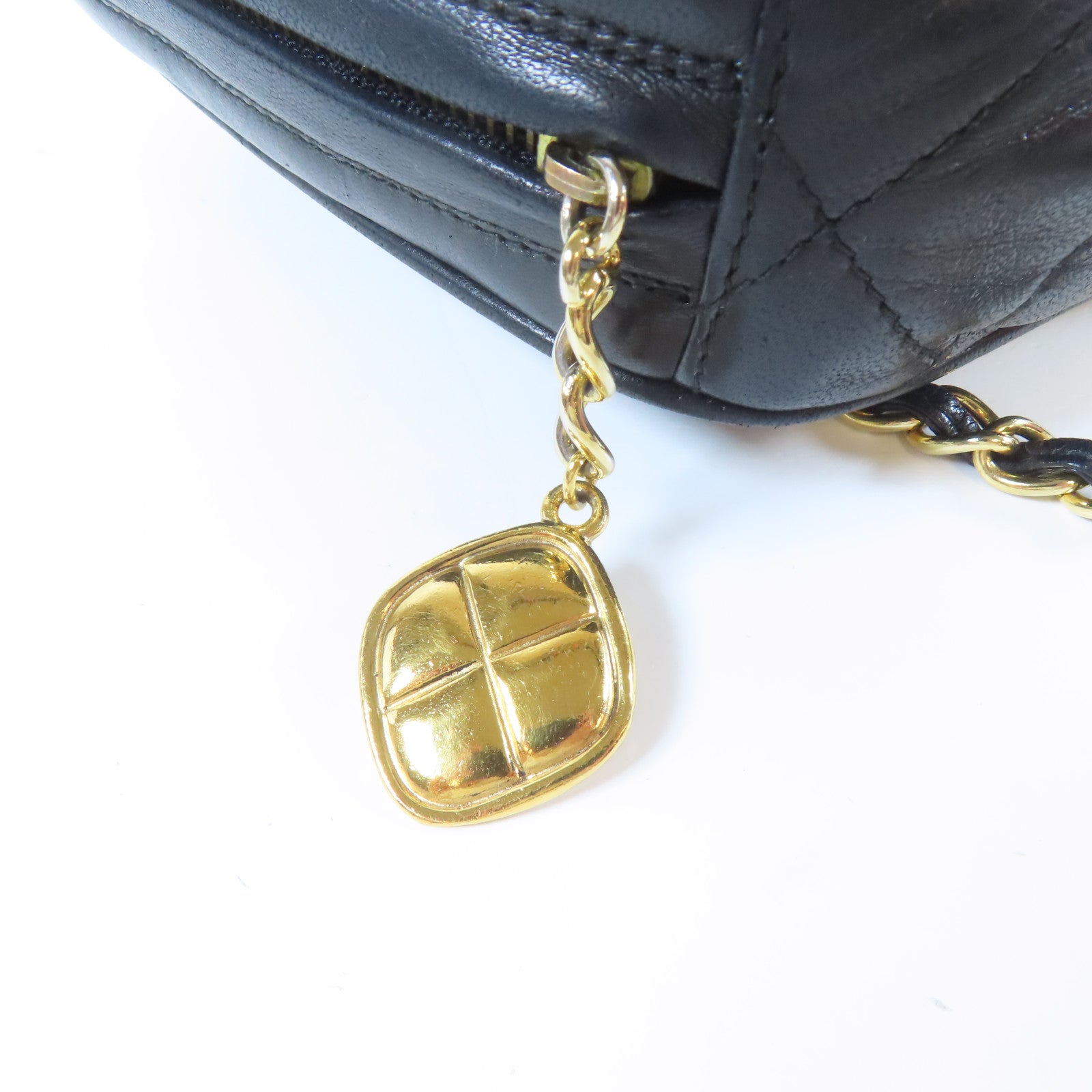 CHANEL 【激減優惠】菱格羊皮皮革Vintage Chain Shoulder金扣鏈帶肩背袋黑色