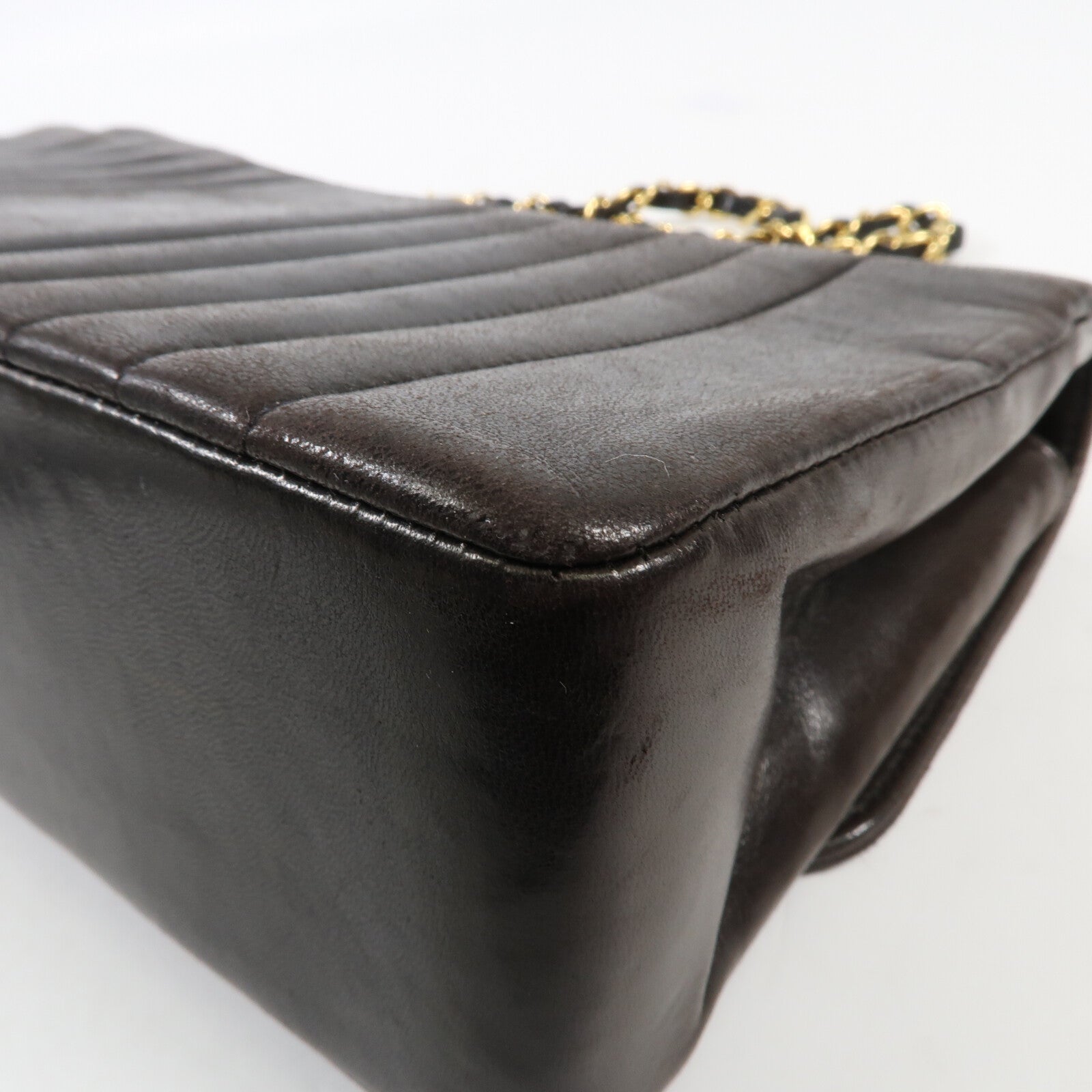 CHANEL 牛皮皮革Chain Shoulder金扣鏈帶肩背袋