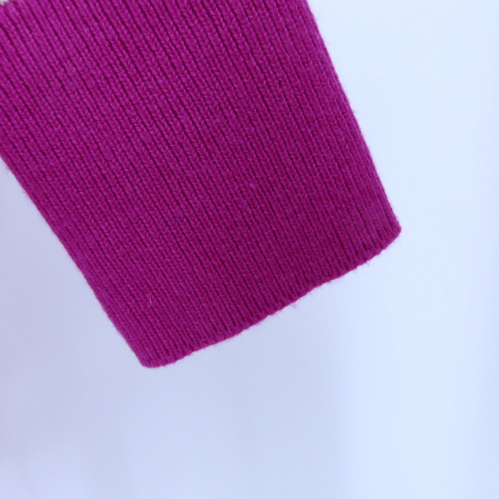 CHANEL Cashmere Knitted Top針織