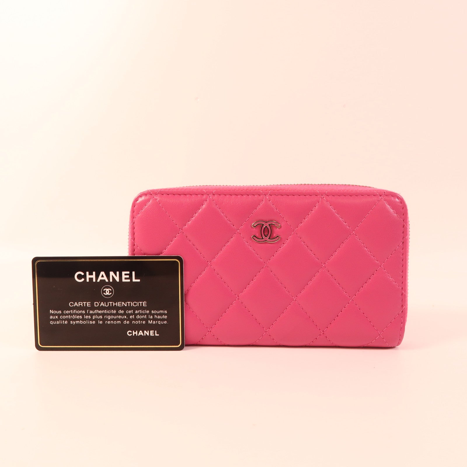 CHANEL 【激減優惠】羊皮皮革Round Wallet銀扣錢包