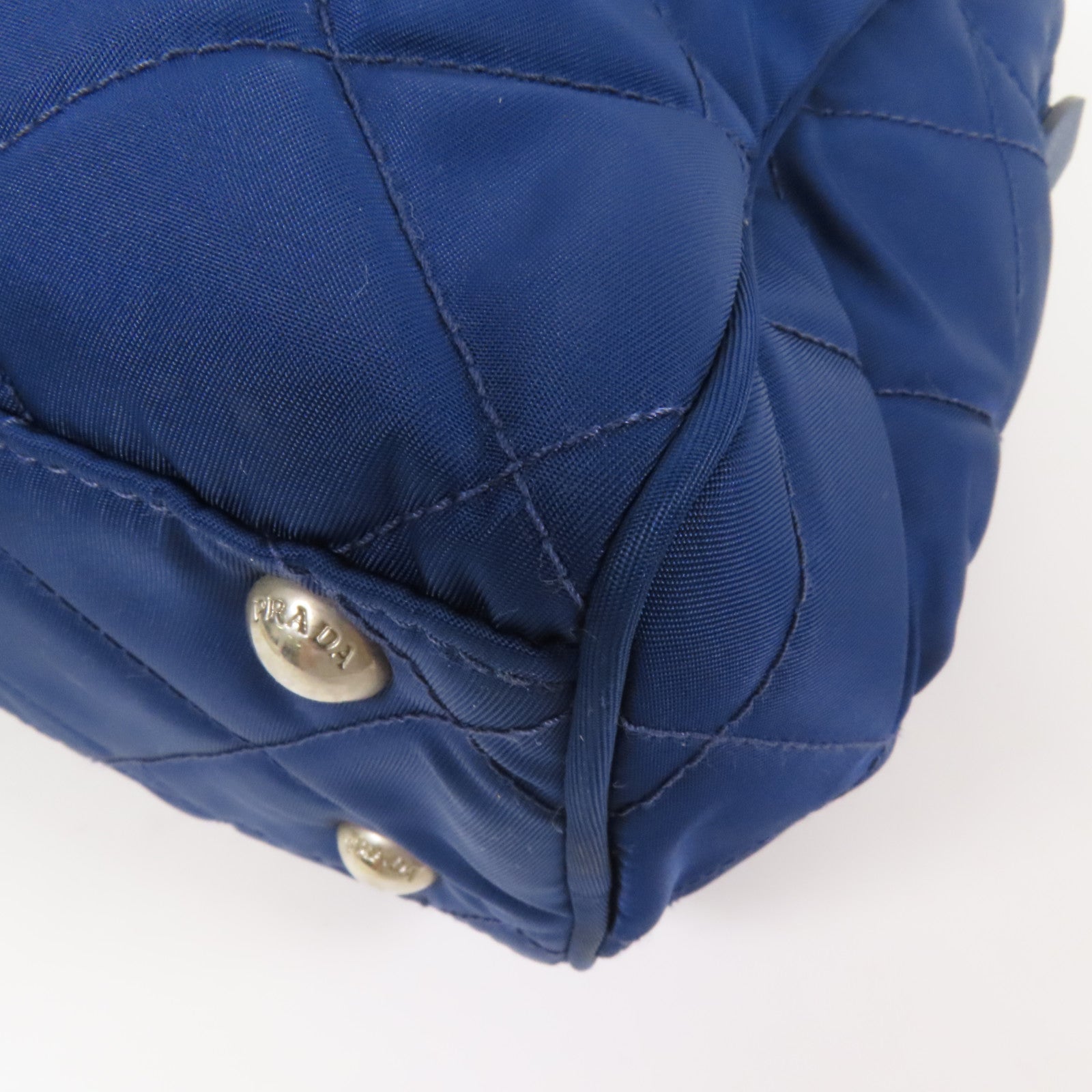 PRADA 尼龍Shoulder Bag銀扣肩背袋