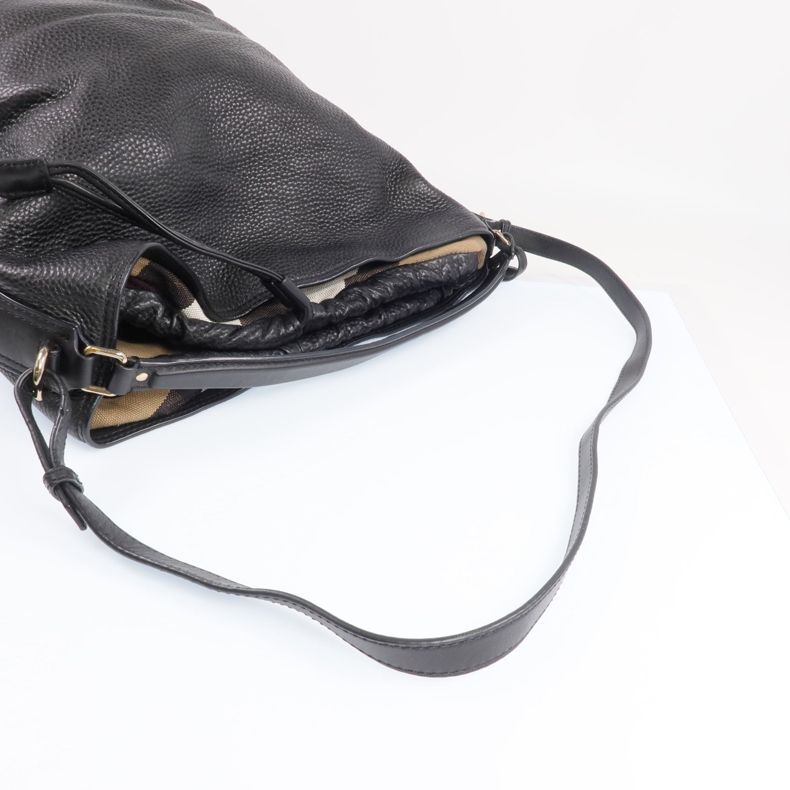 BURBERRY 牛皮皮革Ashby Leather Hobo金扣手挽肩背兩用袋