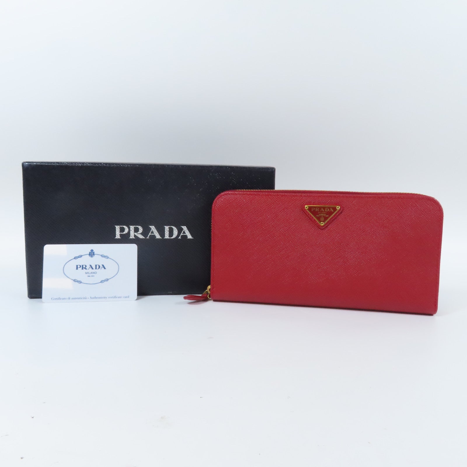 PRADA 牛皮皮革Long wallet金扣長錢包紅色