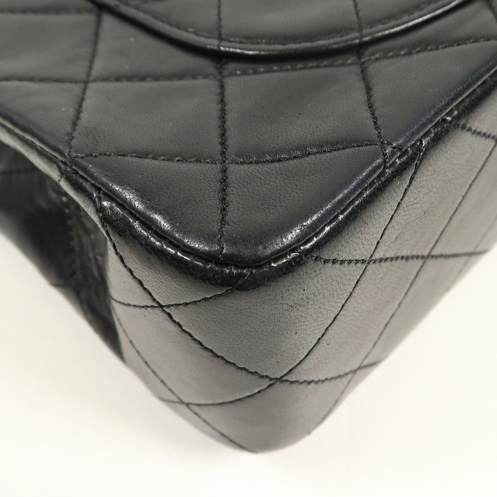 CHANEL 羊皮皮革Classic 23 Vintage金扣鏈帶肩背袋