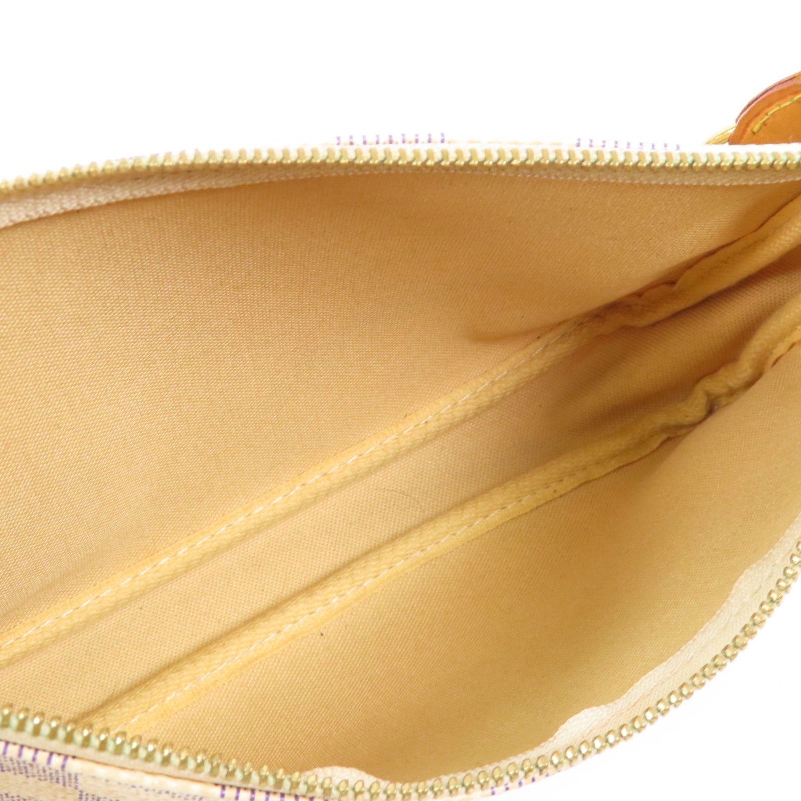 LOUIS VUITTON Damier Azur Pochette Accessories金扣手挽袋