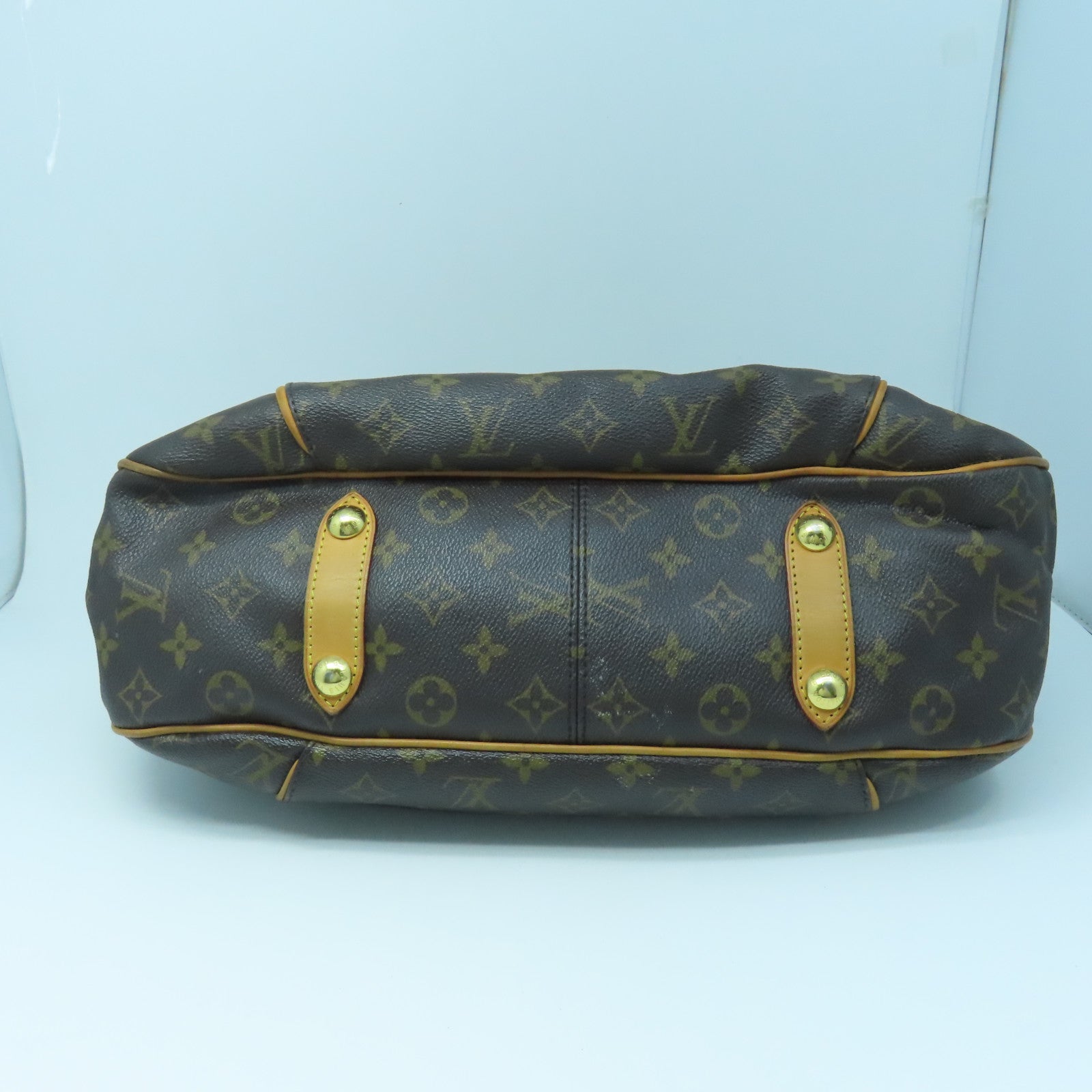 LOUIS VUITTON Monogram Galliera PM Gold Buckle Shoulder Bag Brown