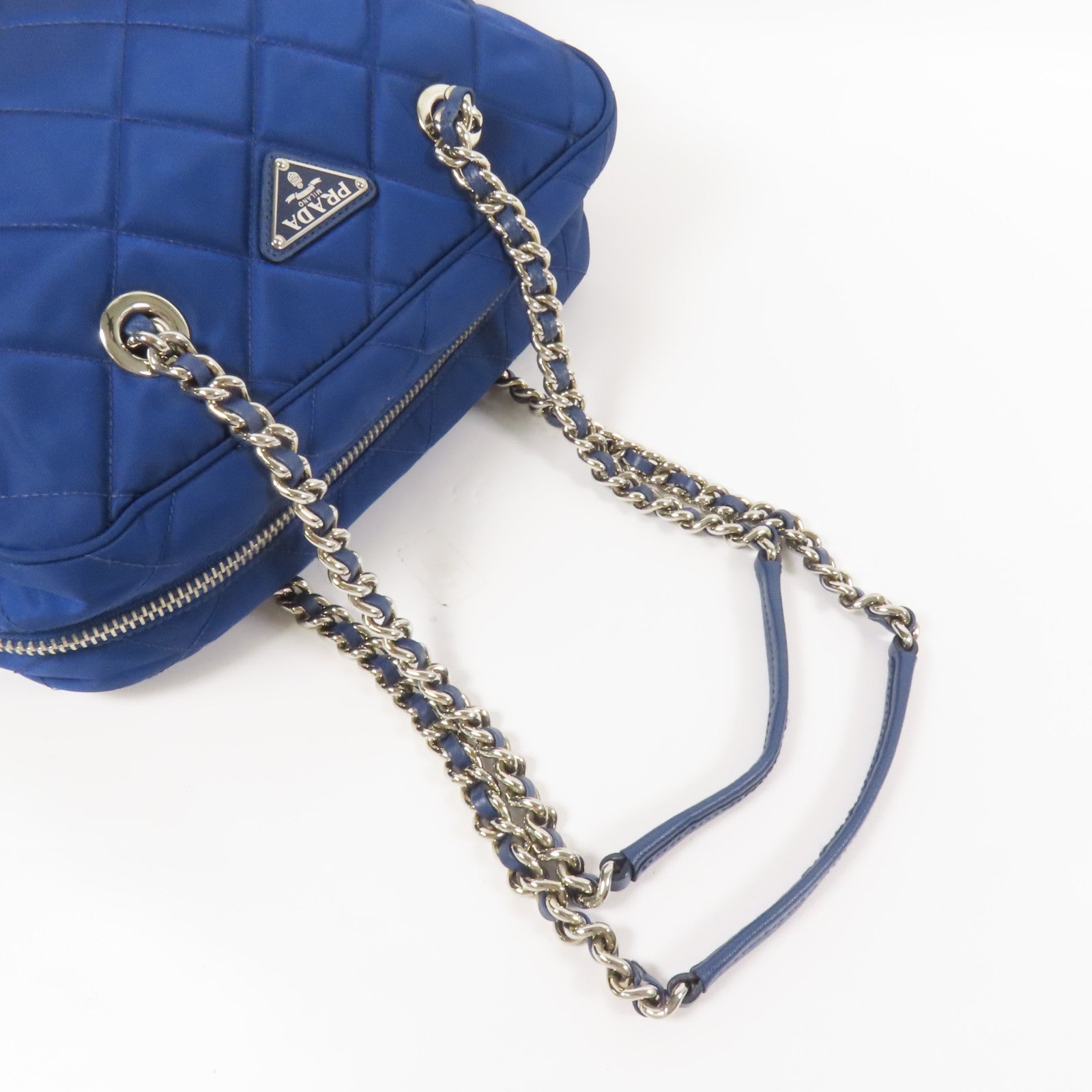 PRADA 尼龍Shoulder Bag銀扣肩背袋