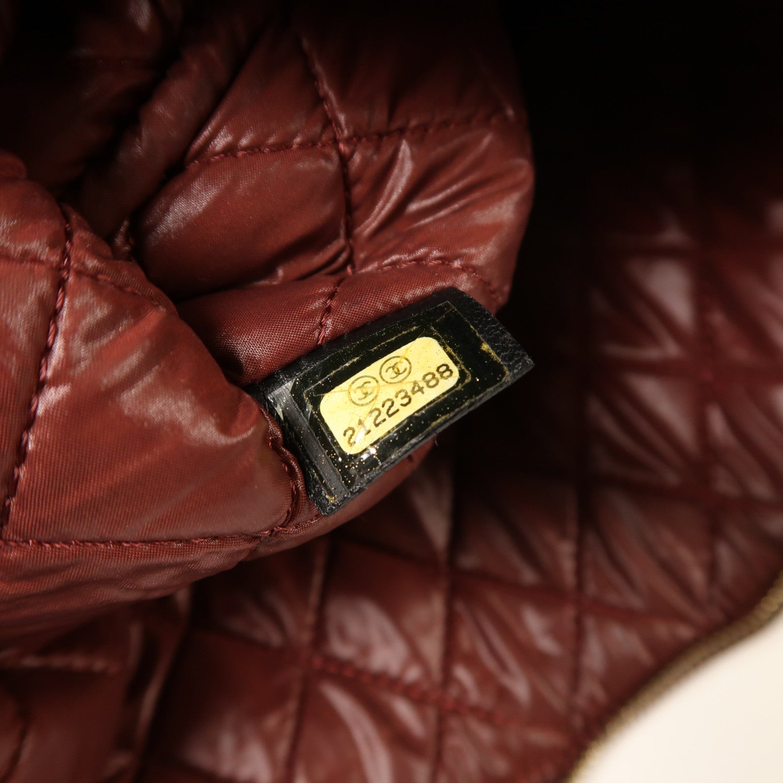CHANEL 羊皮皮革Clutch Bag金扣手拿包