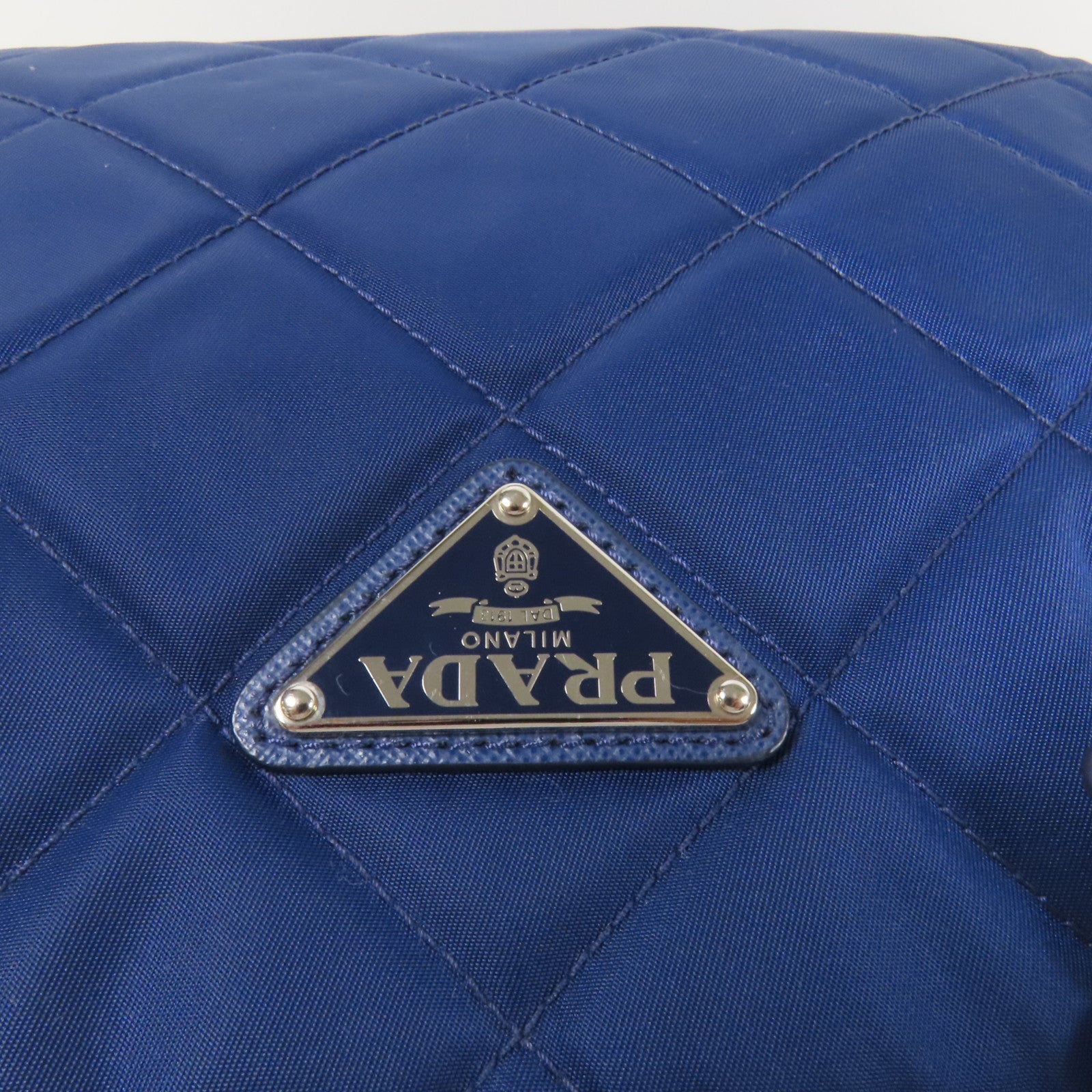 PRADA 尼龍Shoulder Bag銀扣肩背袋