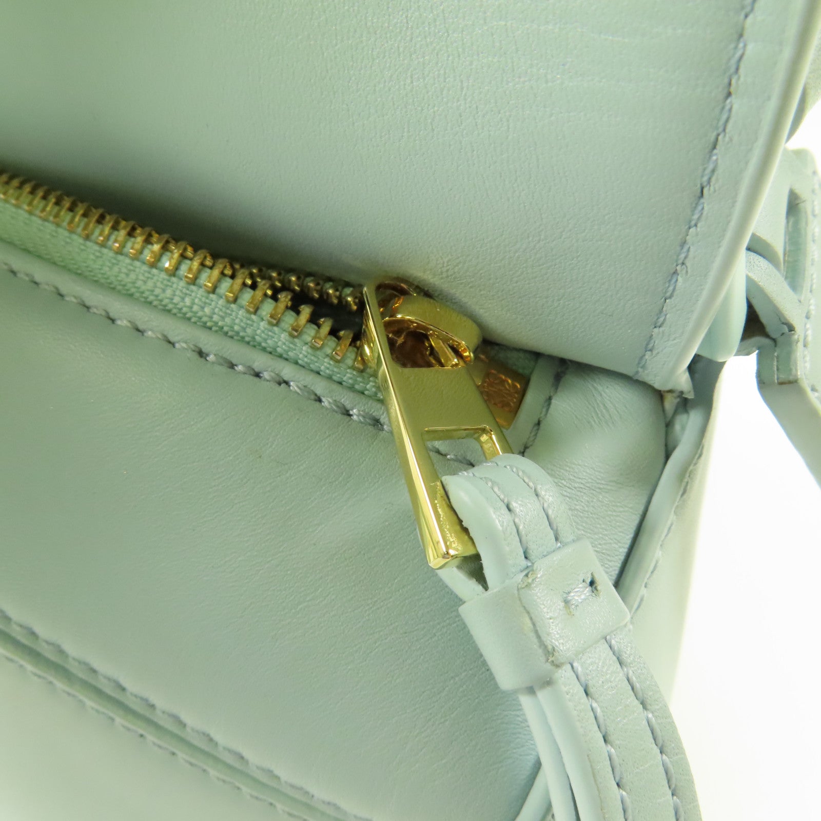 LOEWE 牛皮皮革Small Puzzle金扣手挽肩背兩用袋