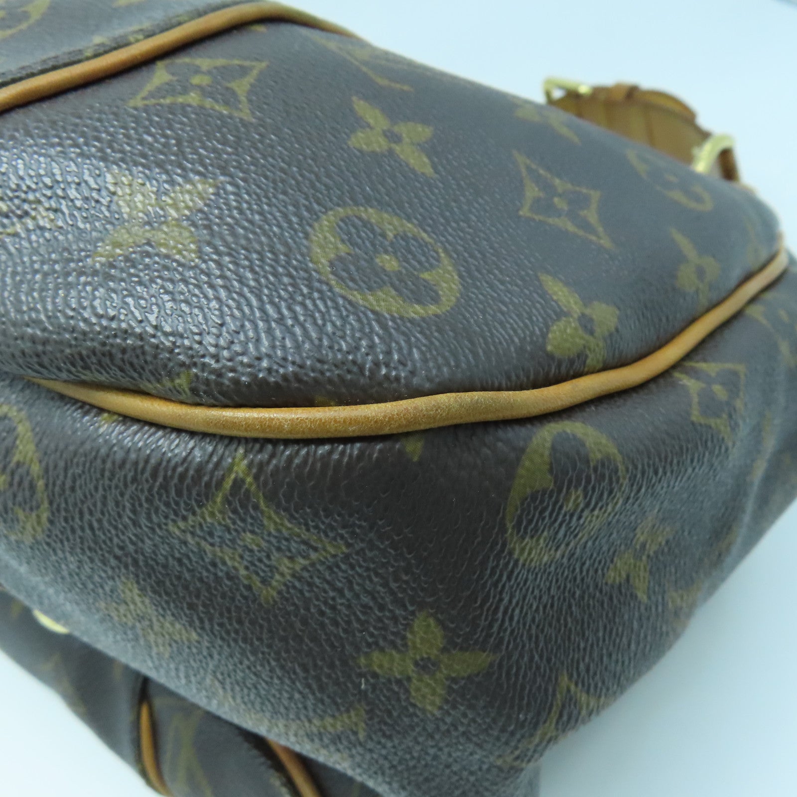 LOUIS VUITTON Monogram Galliera PM Gold Buckle Shoulder Bag Brown