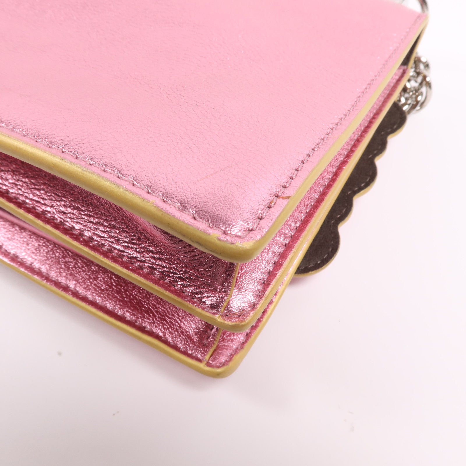 FENDI 牛皮皮革Ken I銀扣鏈帶肩背袋