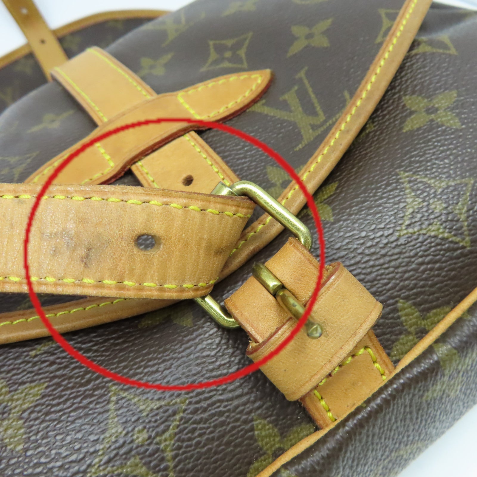 LOUIS VUITTON Monogram Saumur 30 Shoulder Bag金扣肩背袋啡色
