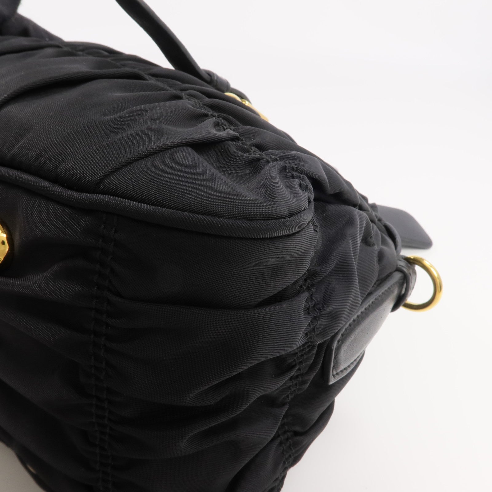 PRADA 尼龍Tessuto Gaufre Shoulder Bag金扣肩背袋