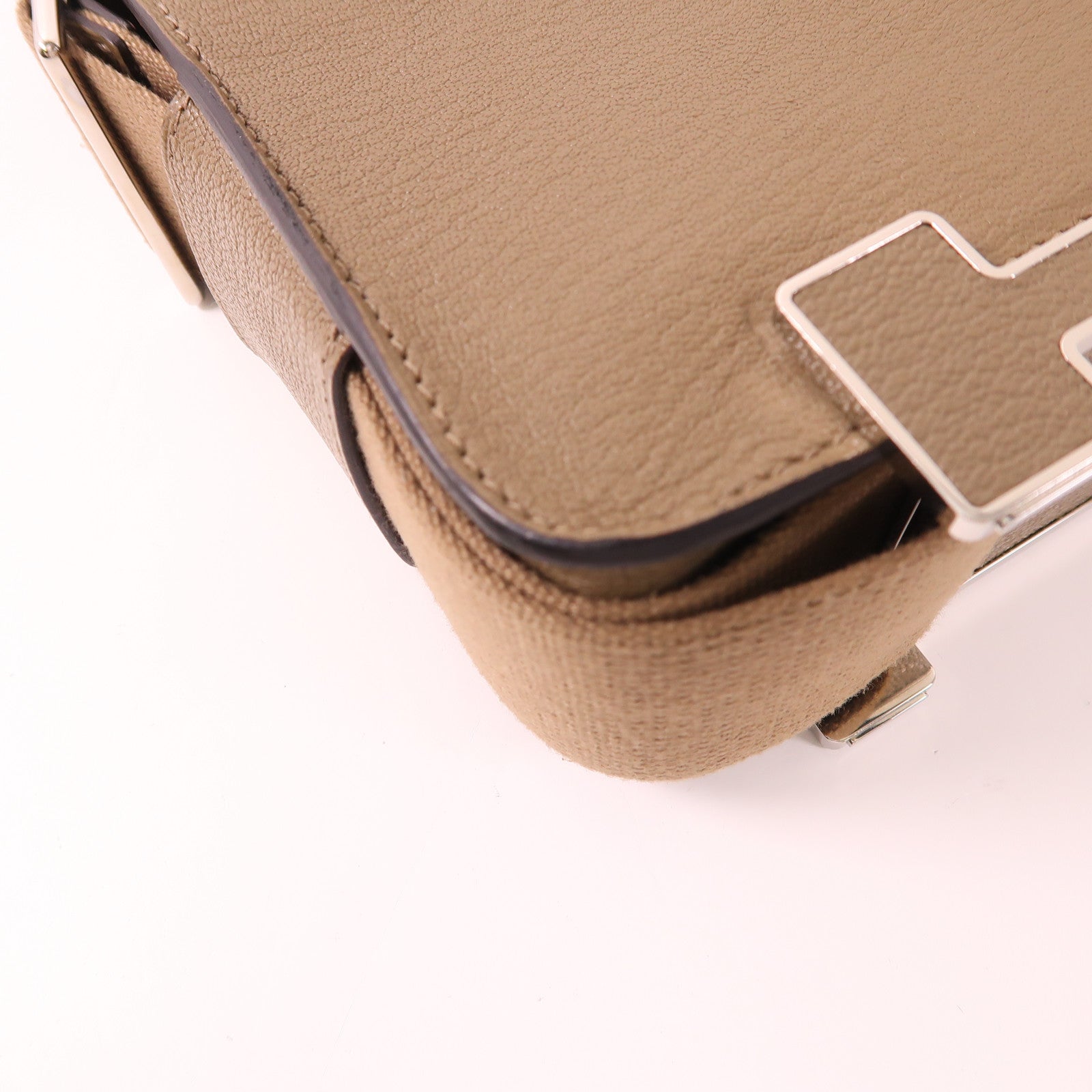 HERMES Chevre皮革Geta銀扣肩背袋18 Etoupe
