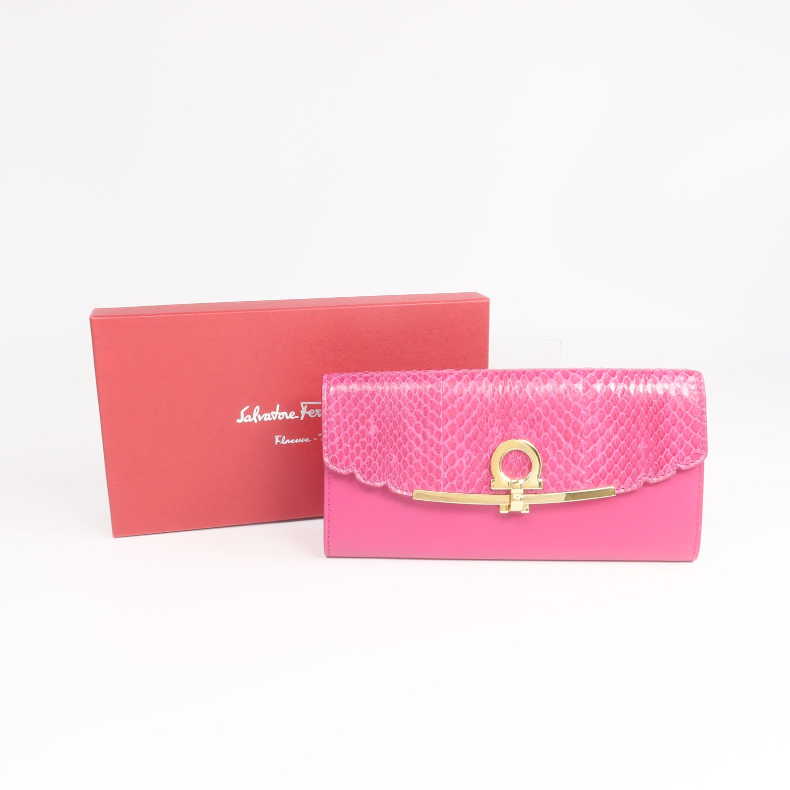 Salvatore Ferragamo 蛇皮皮革/牛皮皮革Long Wallet金扣長錢包
