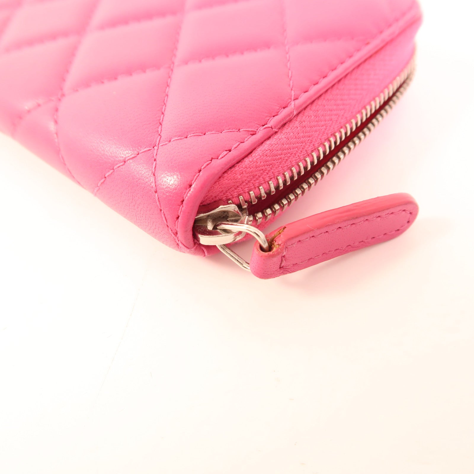 CHANEL 羊皮皮革Round Wallet銀扣錢包